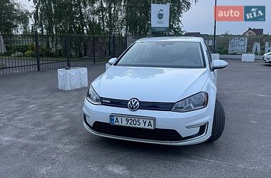 Хэтчбек Volkswagen e-Golf 2016 в Киеве