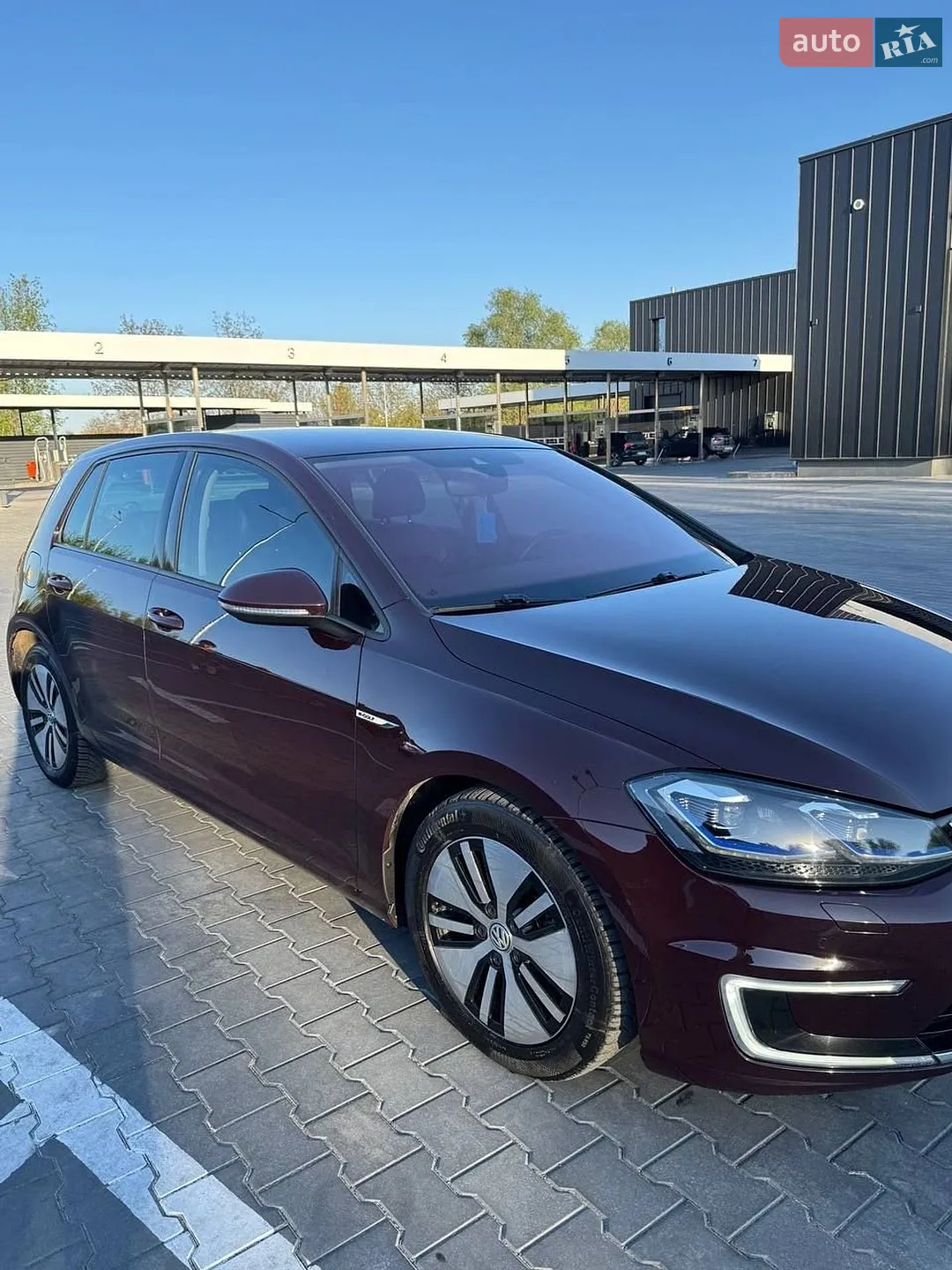2017 Volkswagen Golf - мініатюра 2