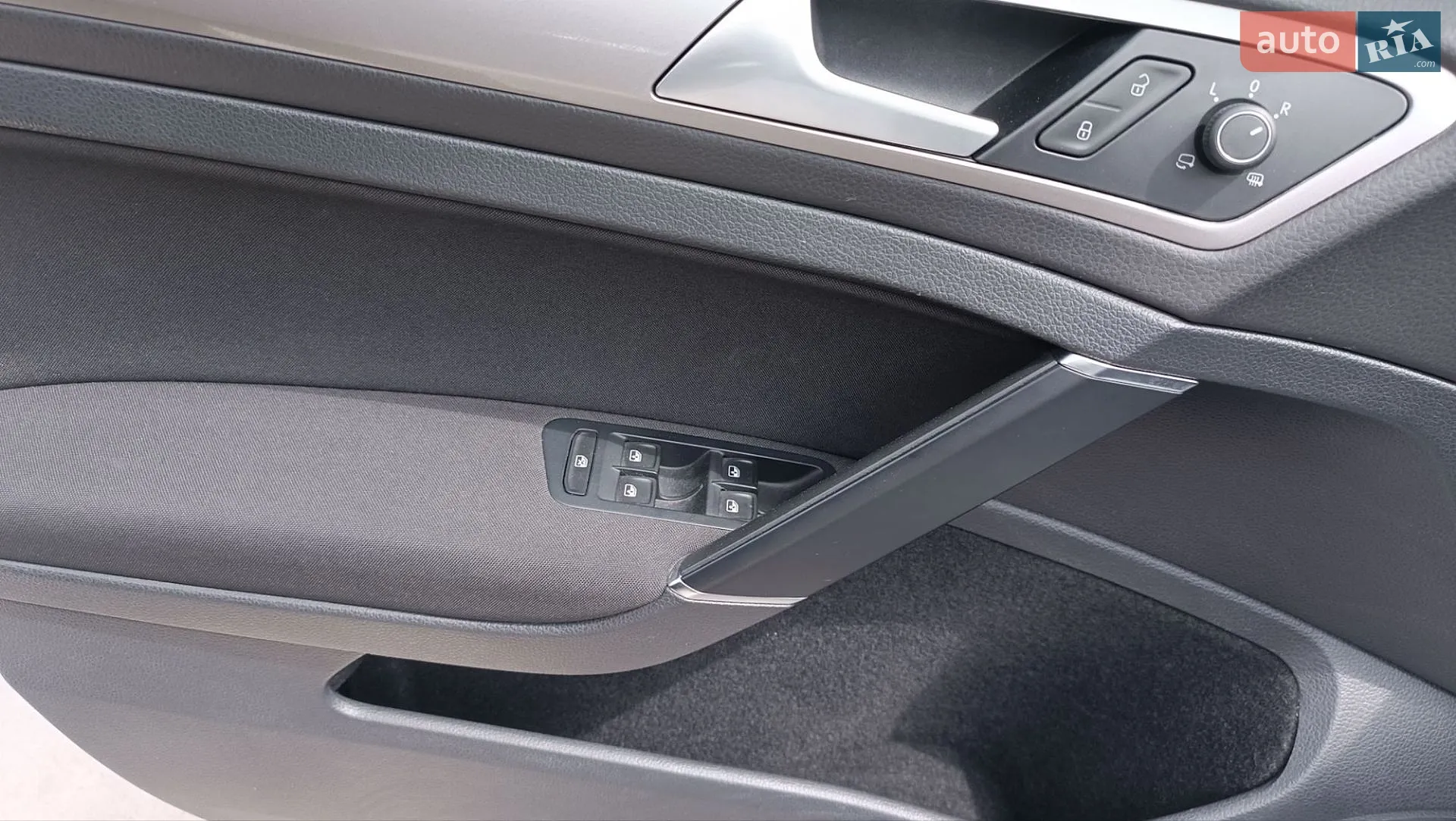 2015 Volkswagen Golf - мініатюра 30
