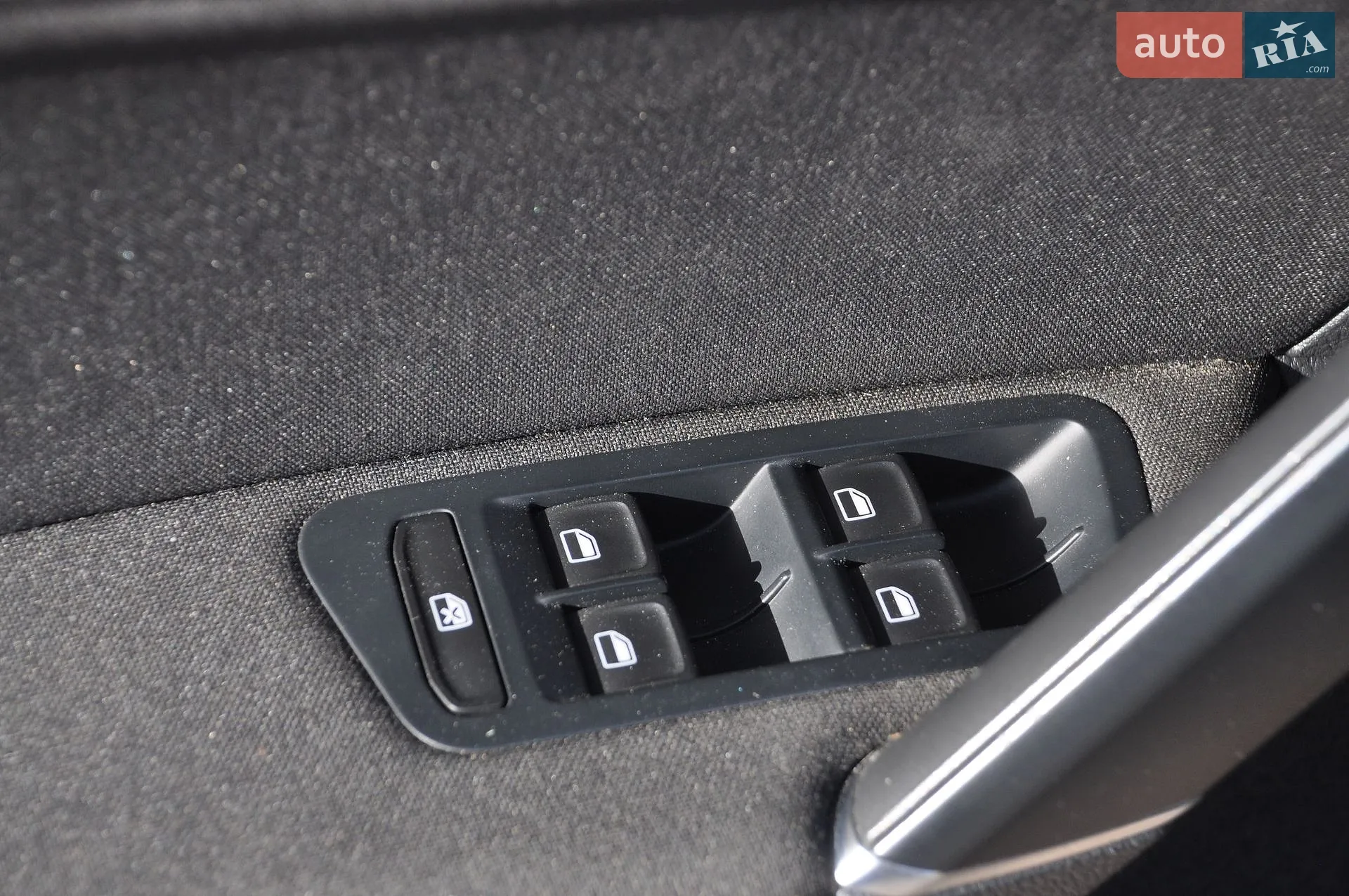 2014 Volkswagen Golf - мініатюра 27