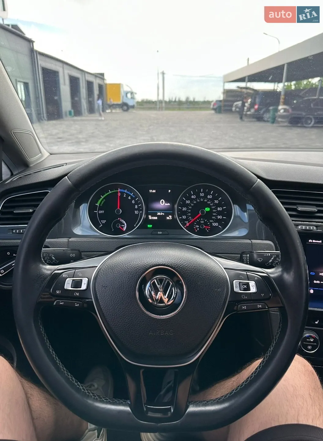 2017 Volkswagen Golf - мініатюра 11
