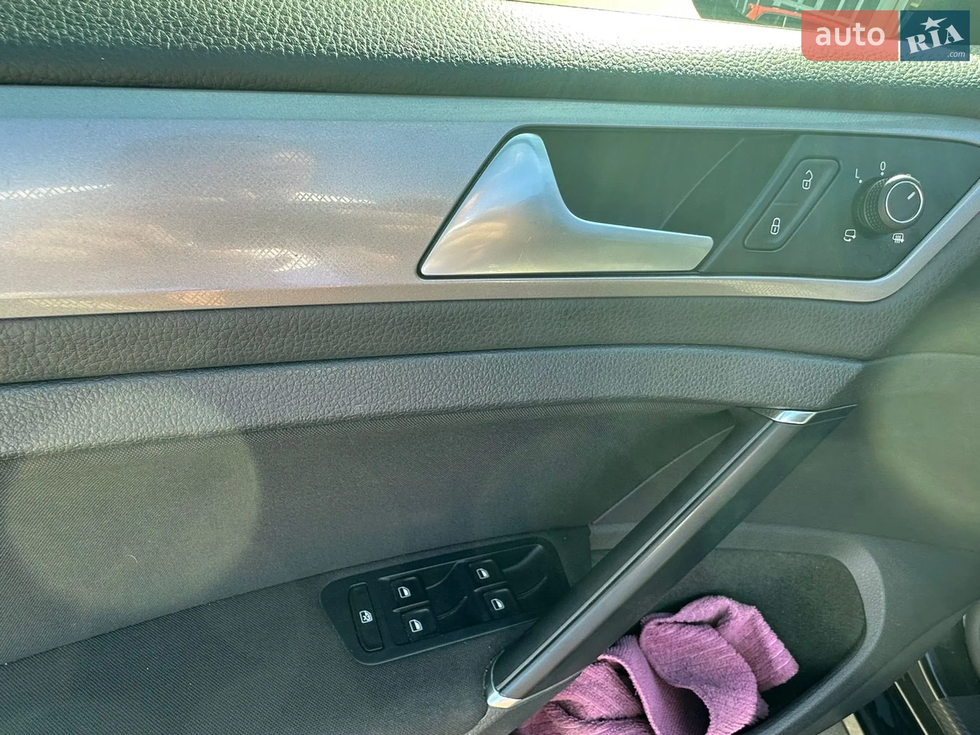 2014 Volkswagen Golf - мініатюра 21