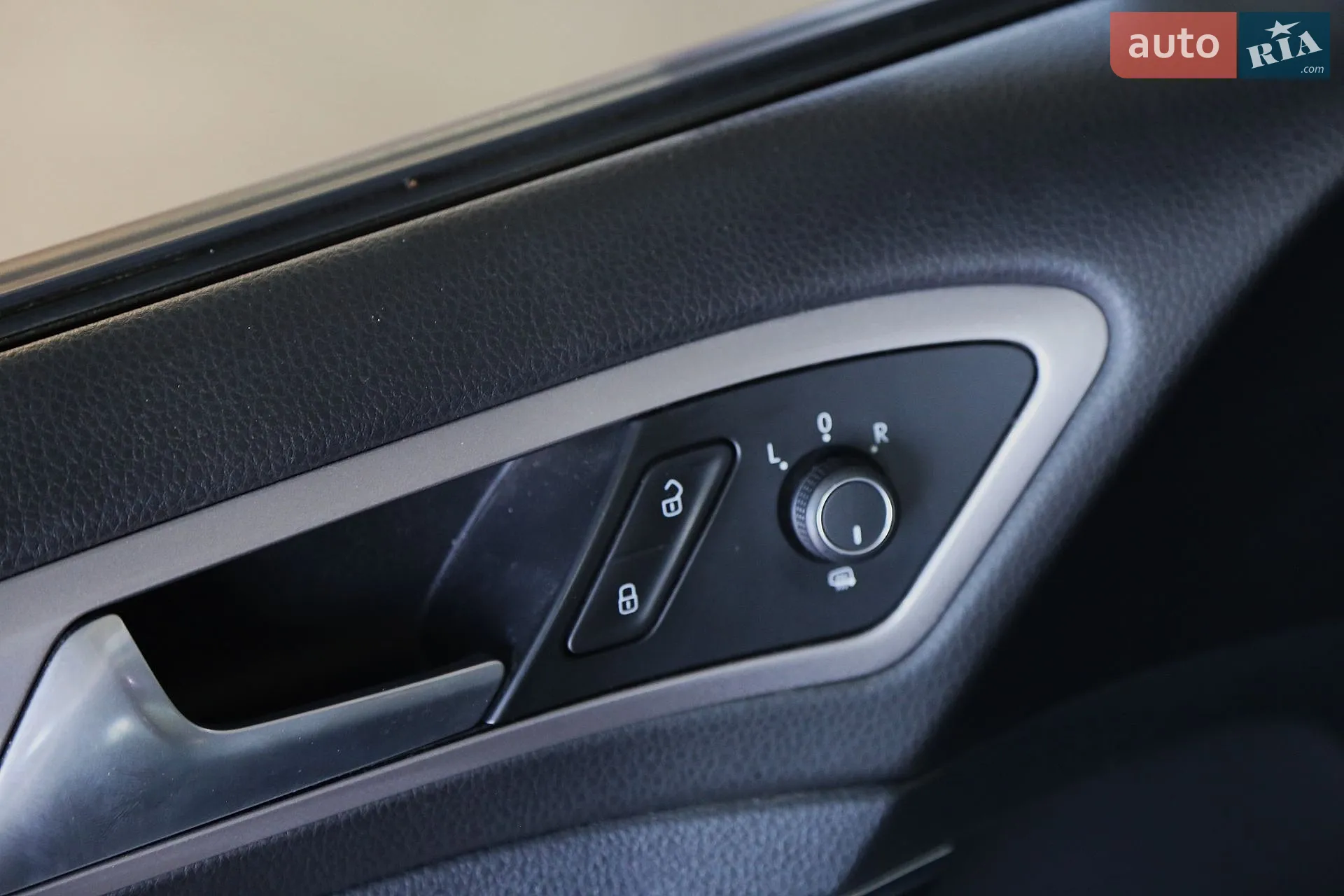 2016 Volkswagen Golf - мініатюра 26