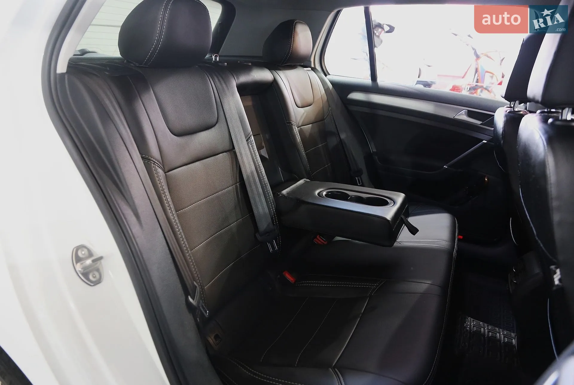 2016 Volkswagen Golf - мініатюра 11