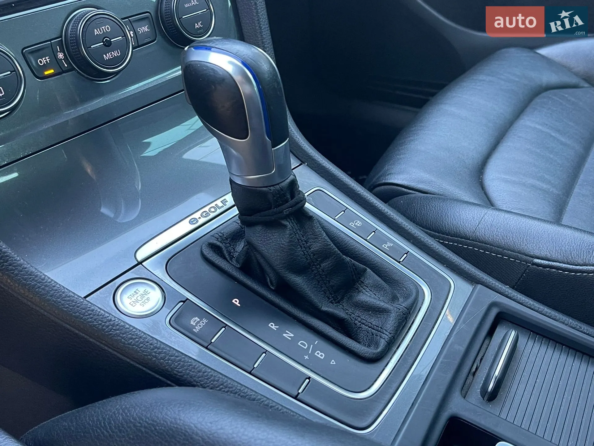 2015 Volkswagen Golf - мініатюра 36
