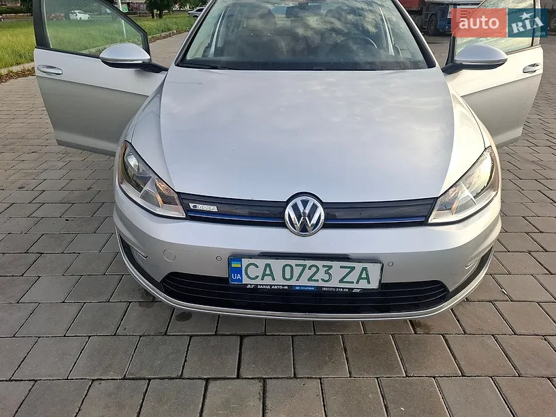 Volkswagen e-Golf 2015 VIN WVWKP7AU4FW906530 фото оголошення 26 з 68