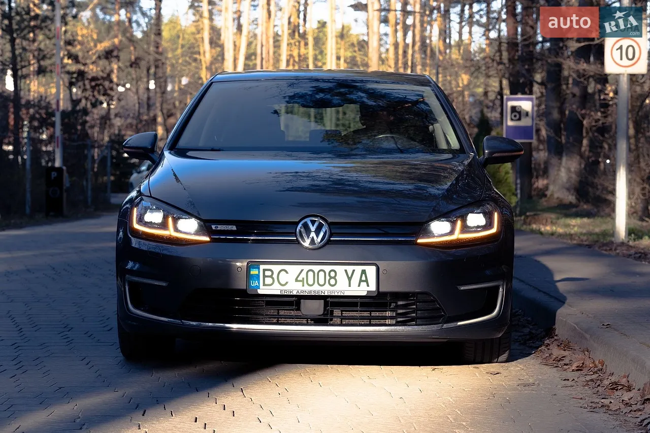 2017 Volkswagen Golf - мініатюра 32