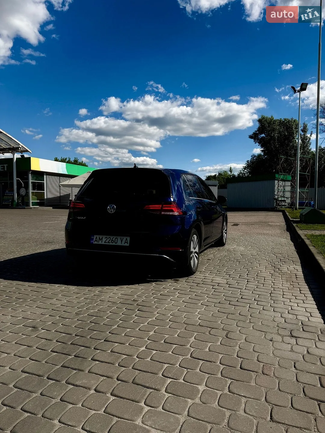 2020 Volkswagen Golf - мініатюра 2