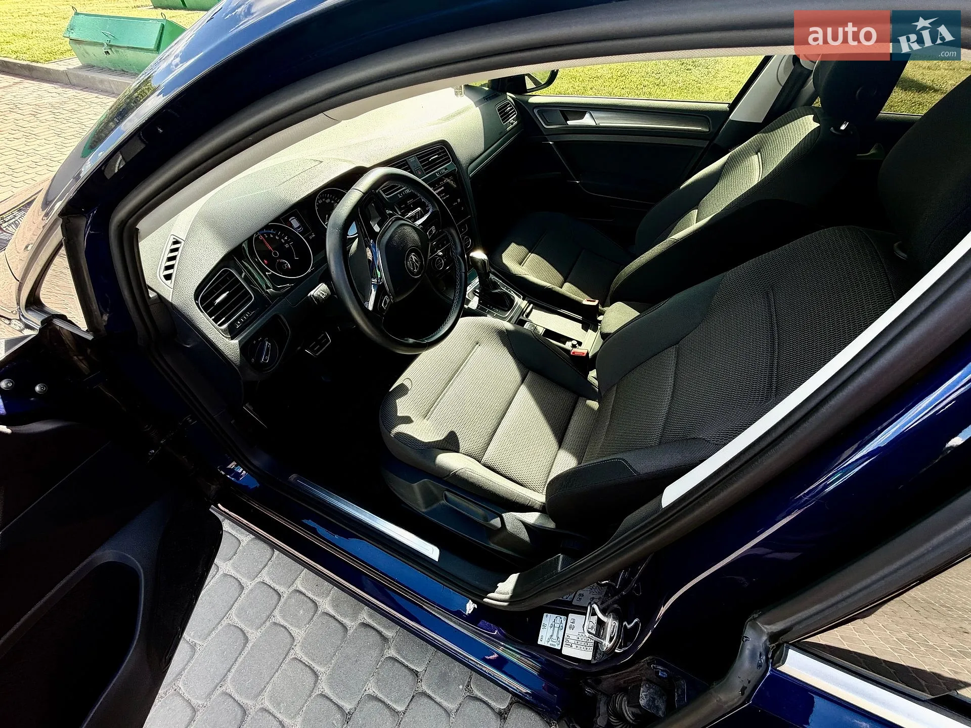 2020 Volkswagen Golf - мініатюра 6
