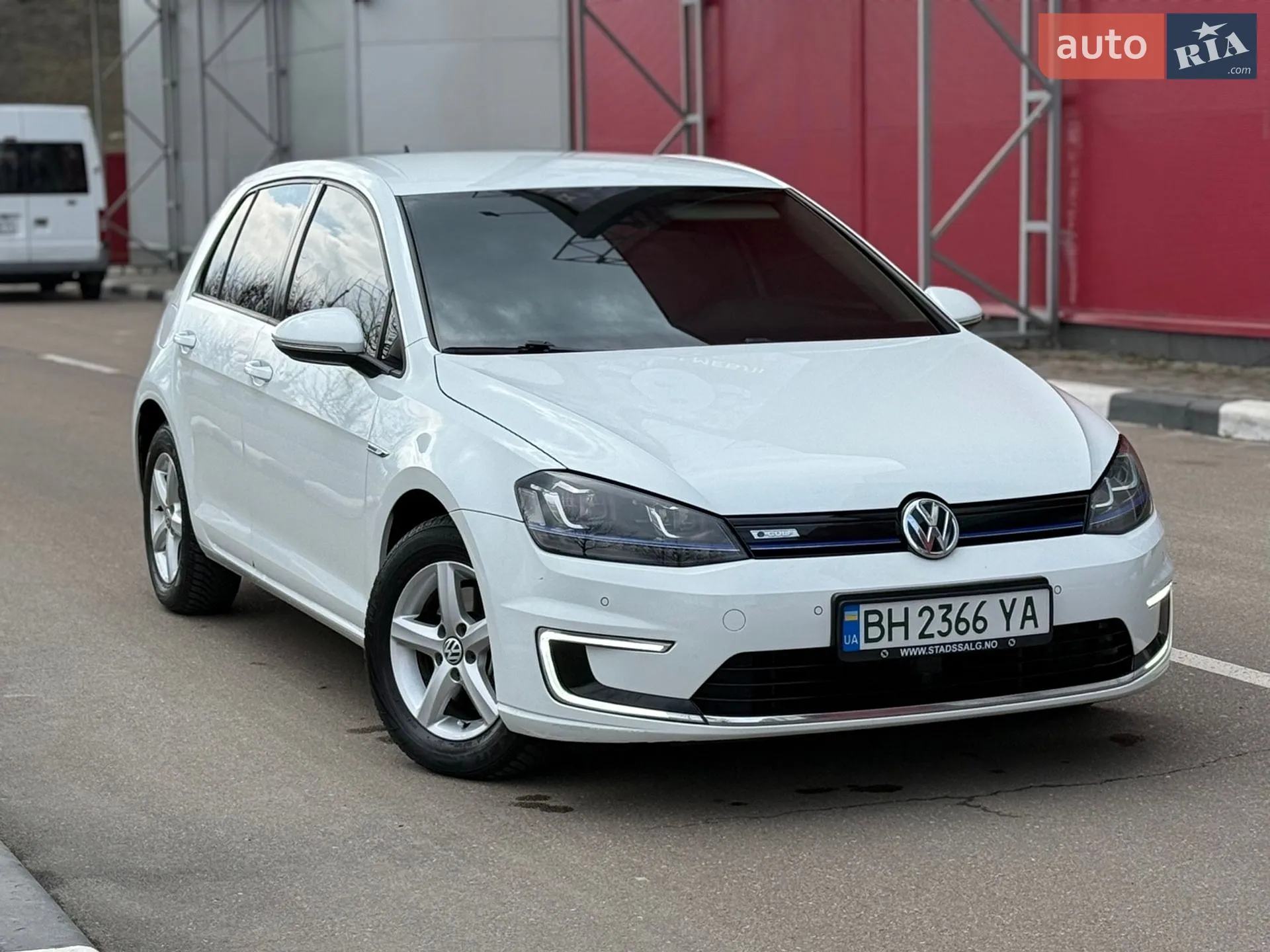 2014 Volkswagen Golf - фото 1