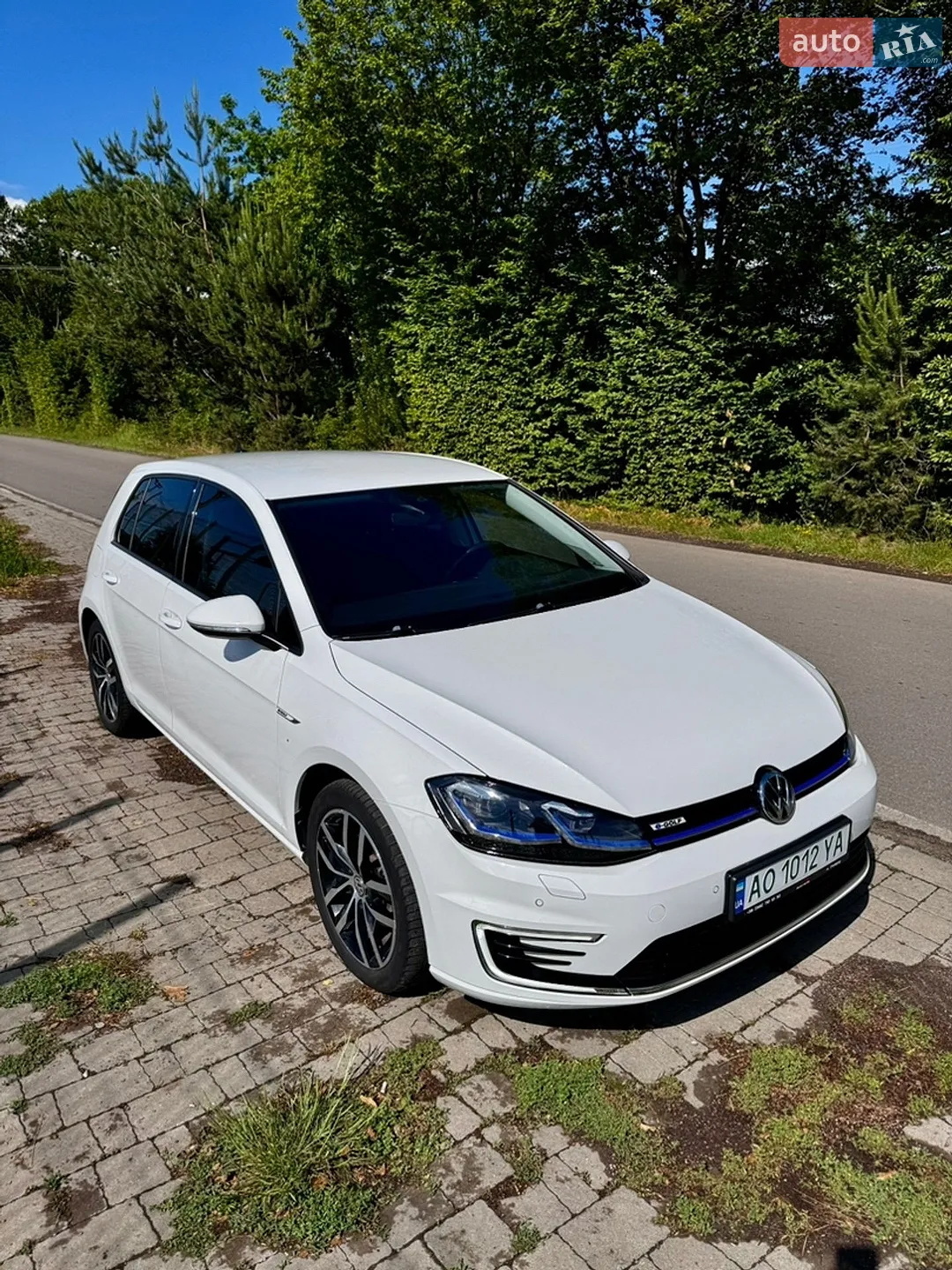 2020 Volkswagen Golf - мініатюра 2