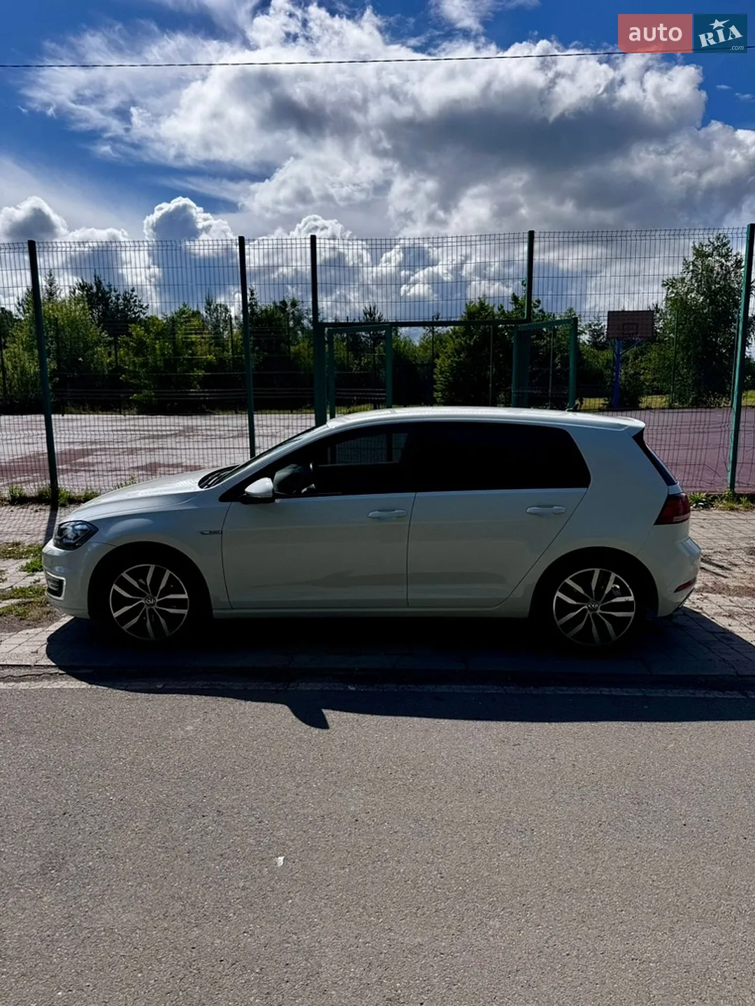 2020 Volkswagen Golf - мініатюра 4