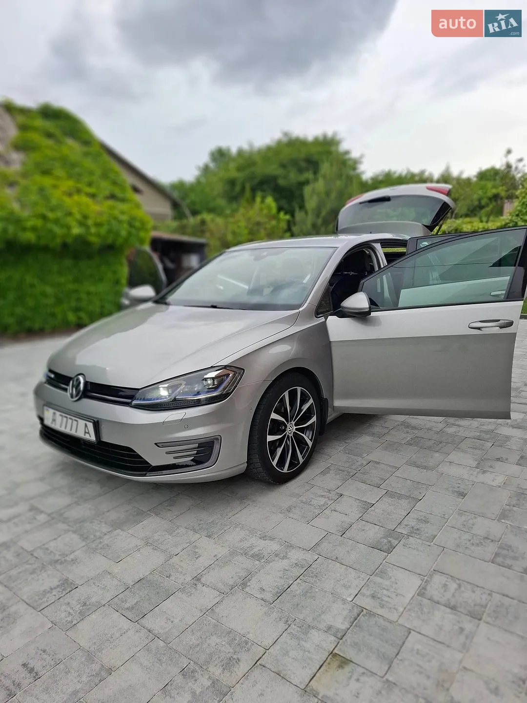 2017 Volkswagen Golf - мініатюра 3
