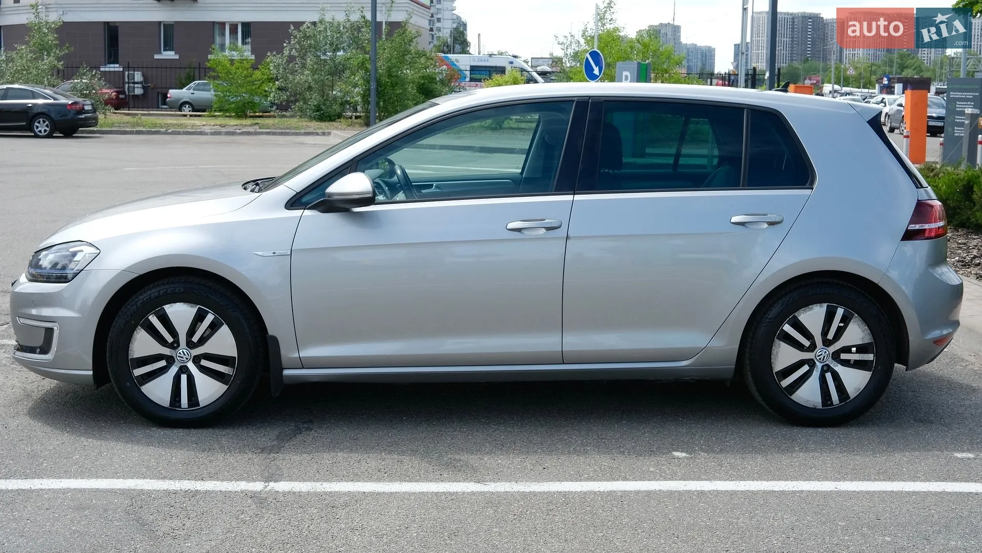 2014 Volkswagen Golf - мініатюра 9