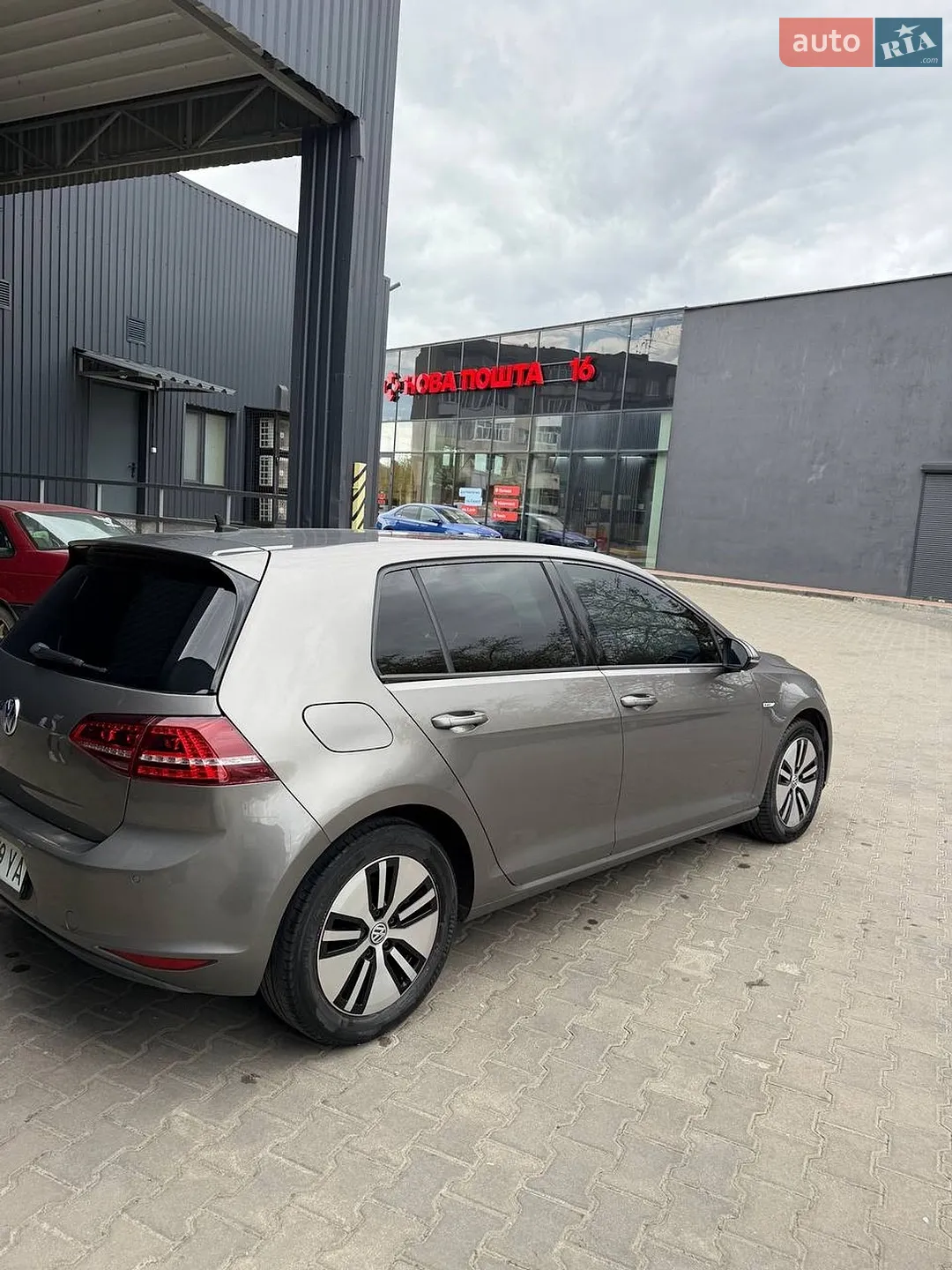 2014 Volkswagen Golf - мініатюра 4