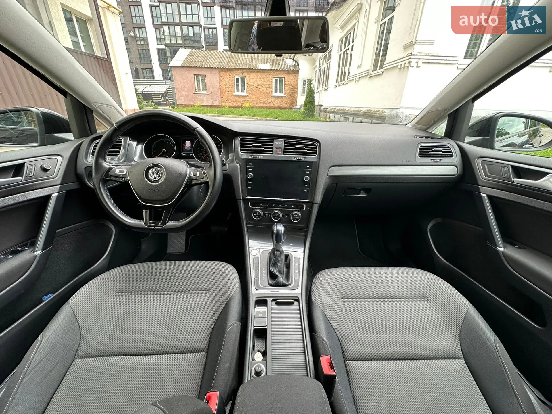 2017 Volkswagen Golf - мініатюра 10