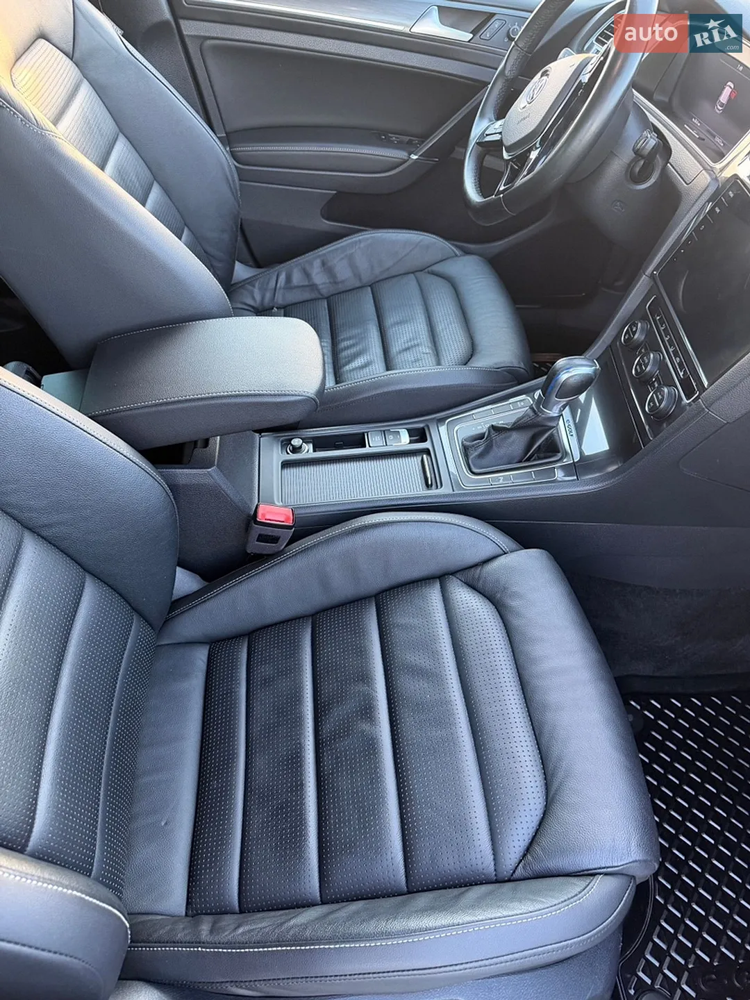 2017 Volkswagen Golf - мініатюра 26