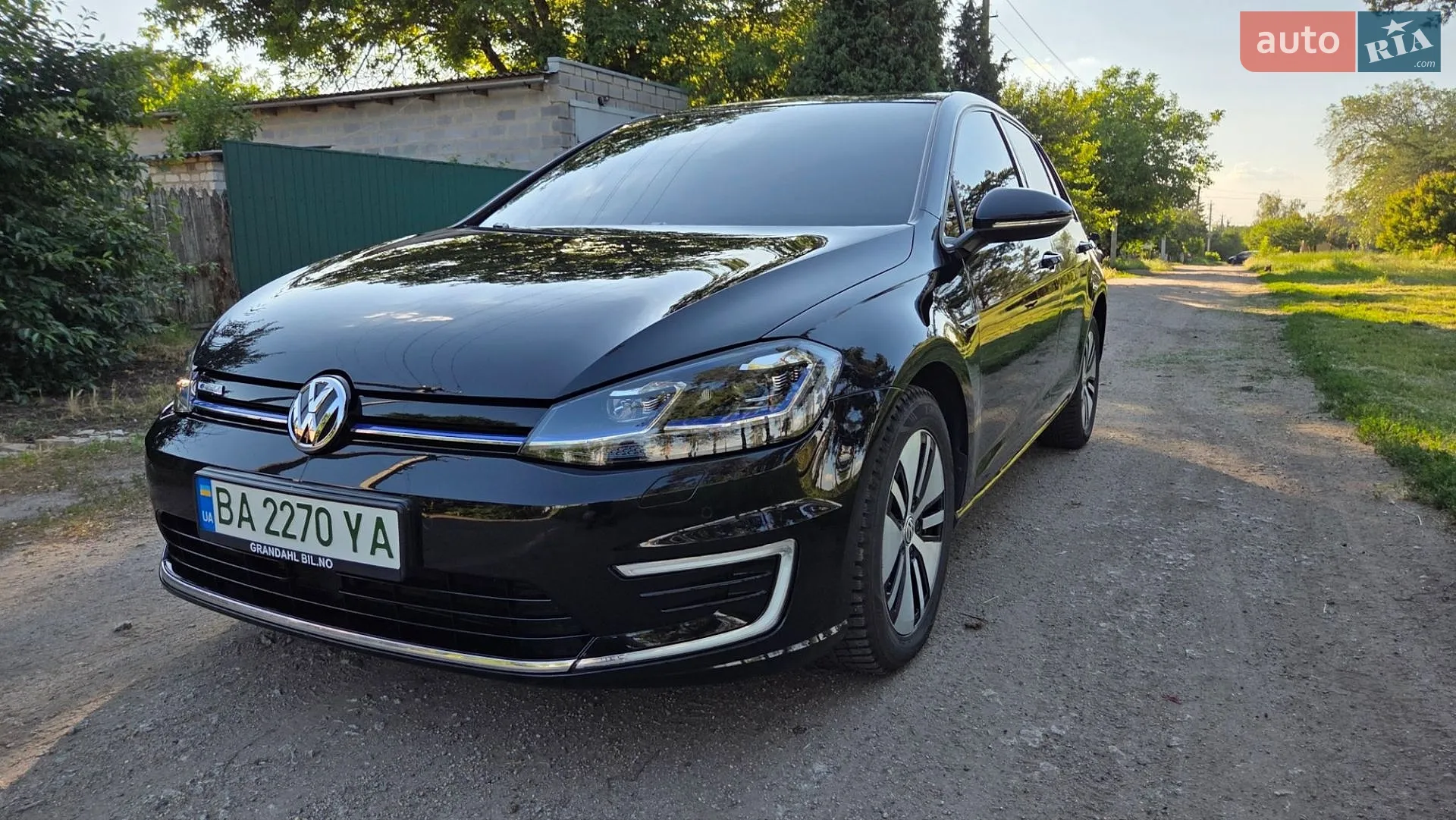 2019 Volkswagen Golf - мініатюра 2