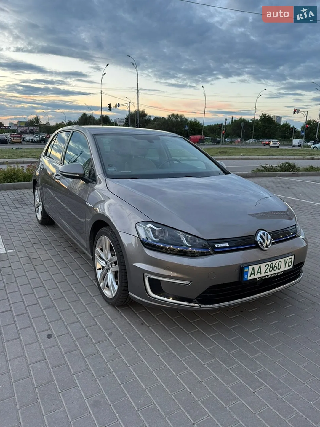 2014 Volkswagen Golf - мініатюра 2