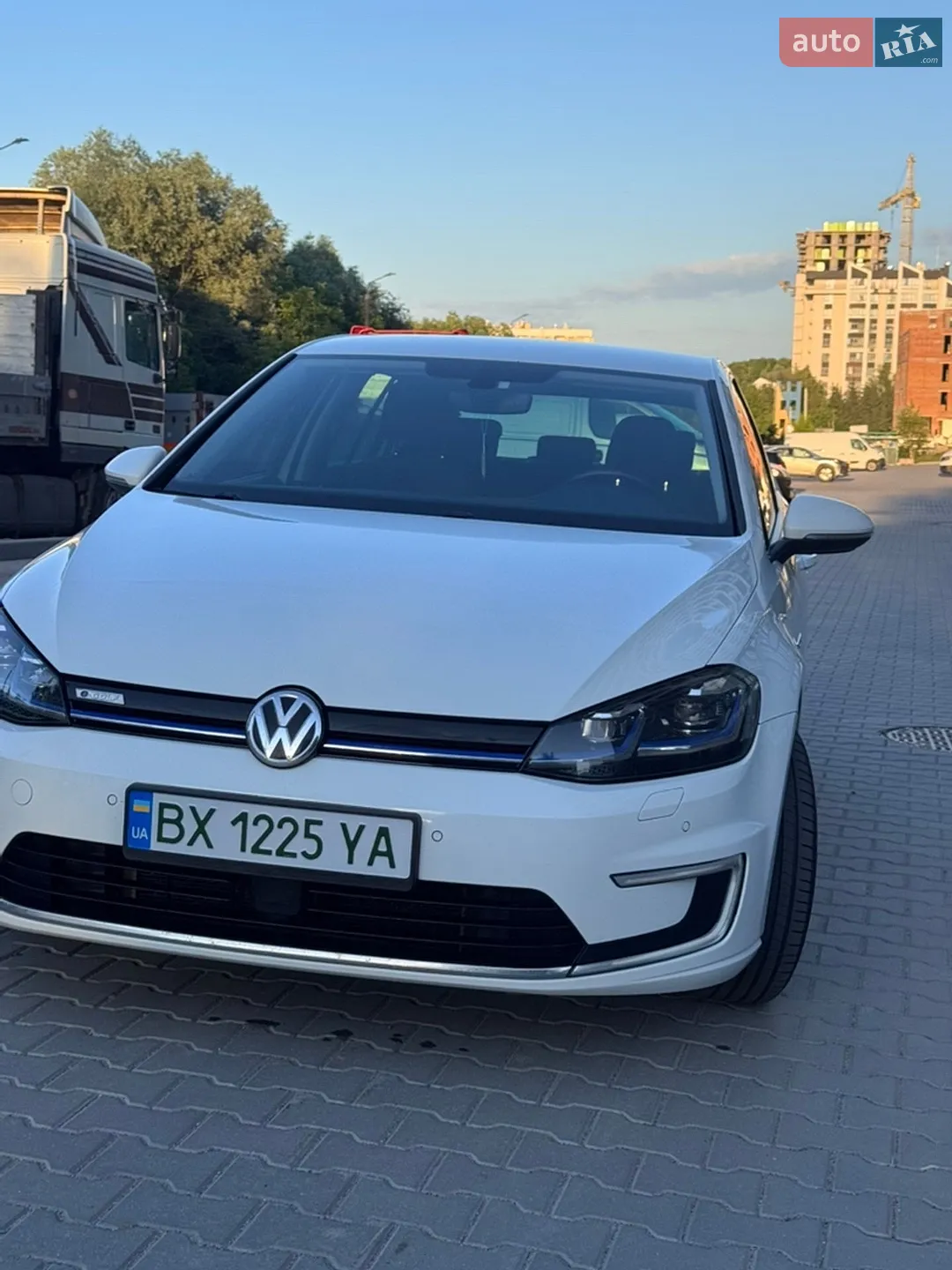 2017 Volkswagen Golf - мініатюра 2