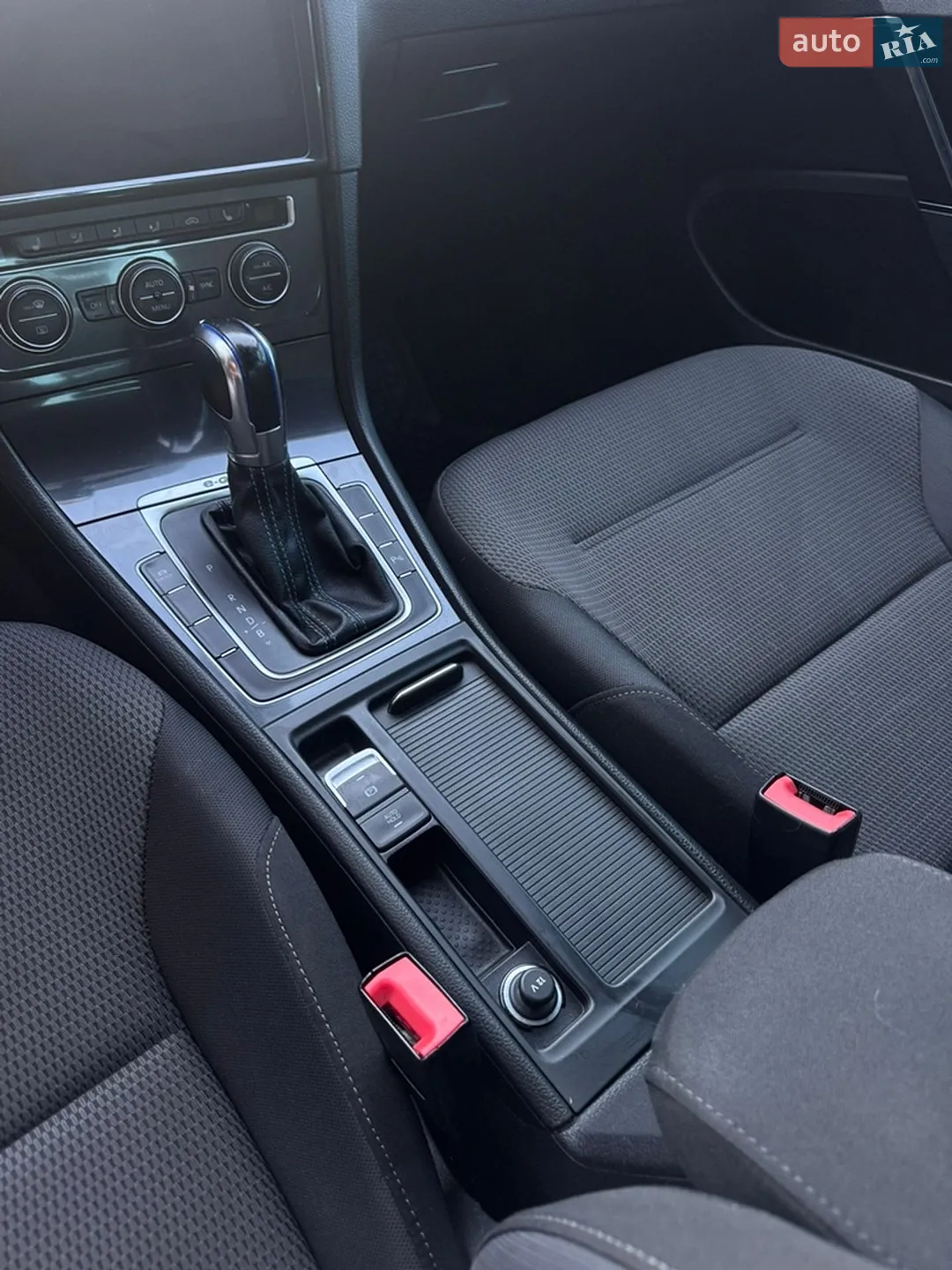 2017 Volkswagen Golf - мініатюра 26