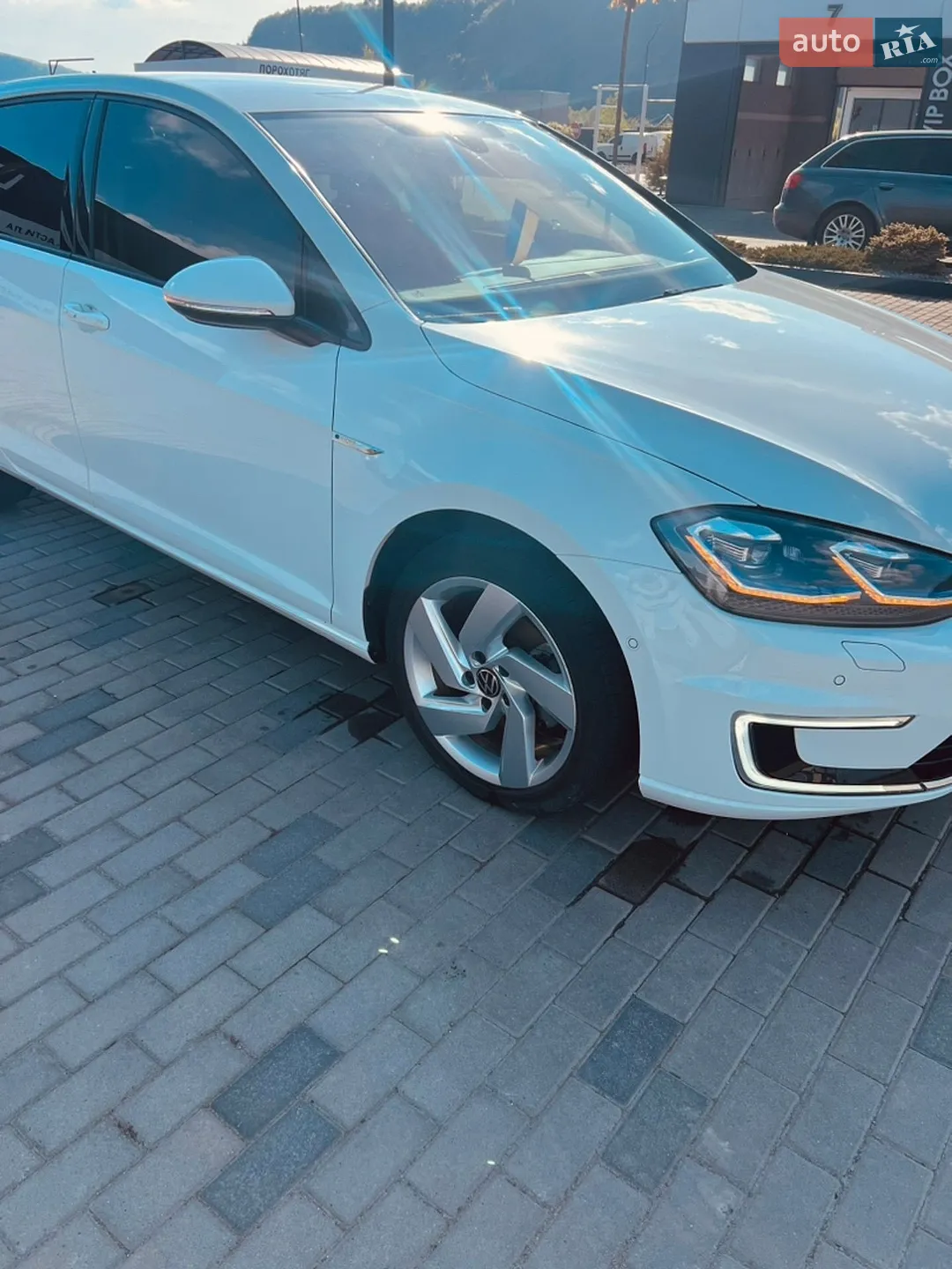 2018 Volkswagen Golf - мініатюра 3