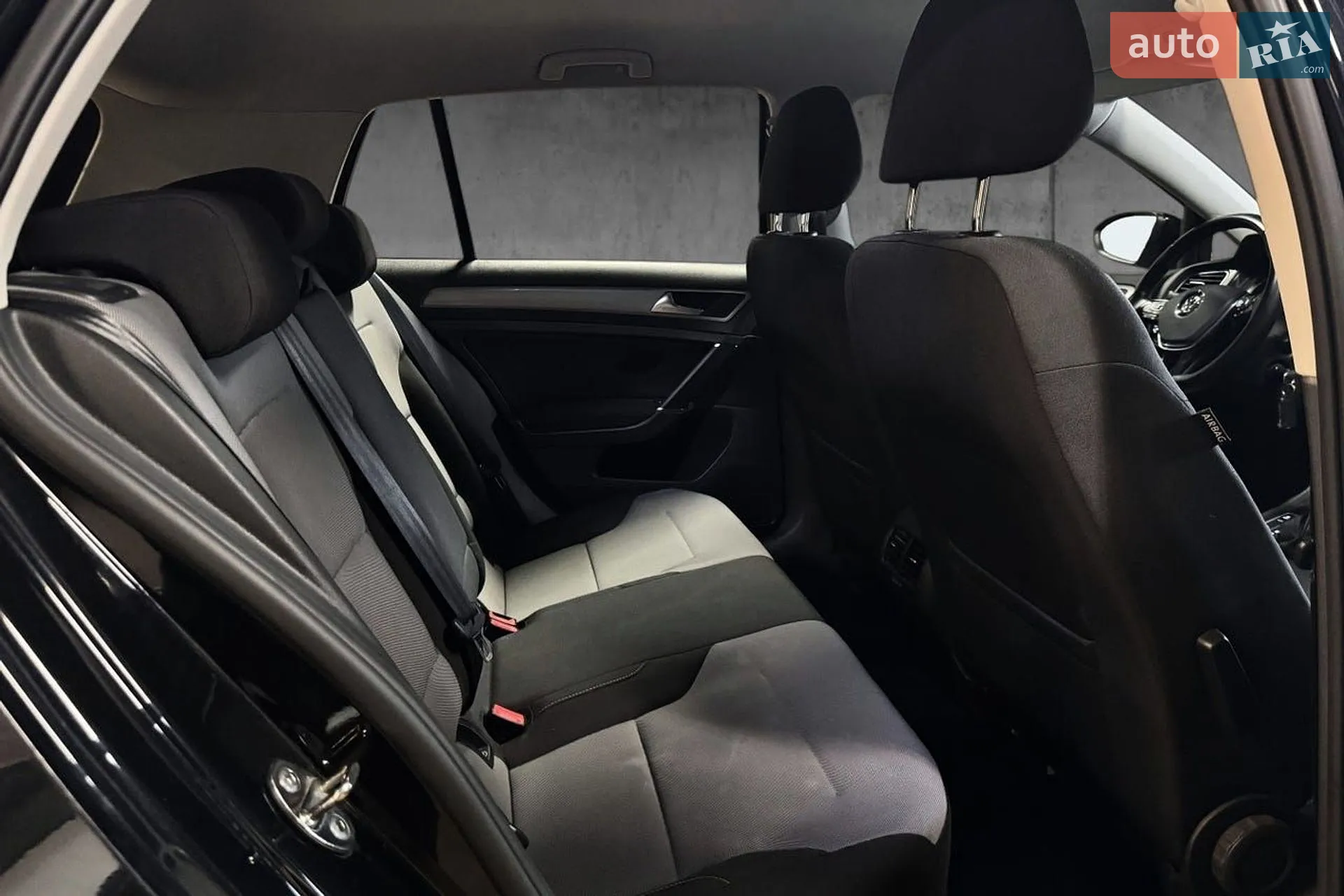 2015 Volkswagen Golf - мініатюра 4