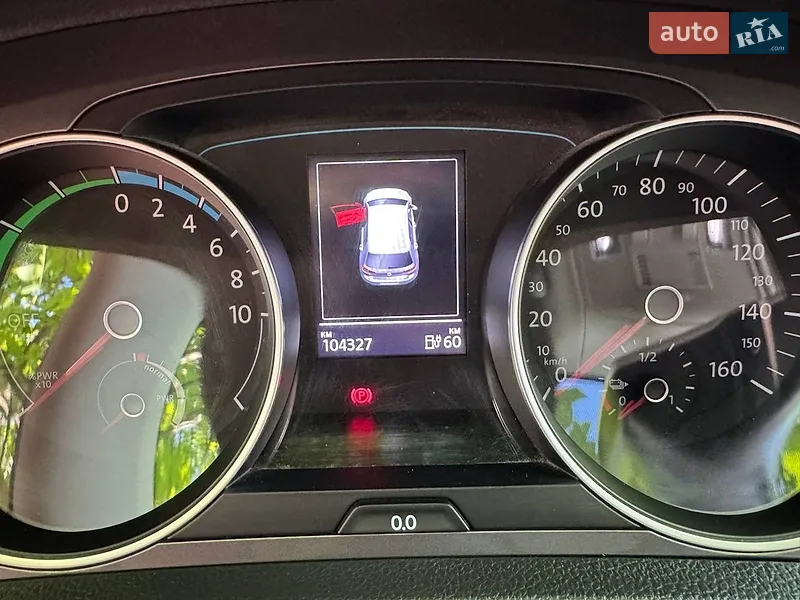 Volkswagen e-Golf 2015 VIN WVWZZZAUZFW906344 фото оголошення 7 з 41