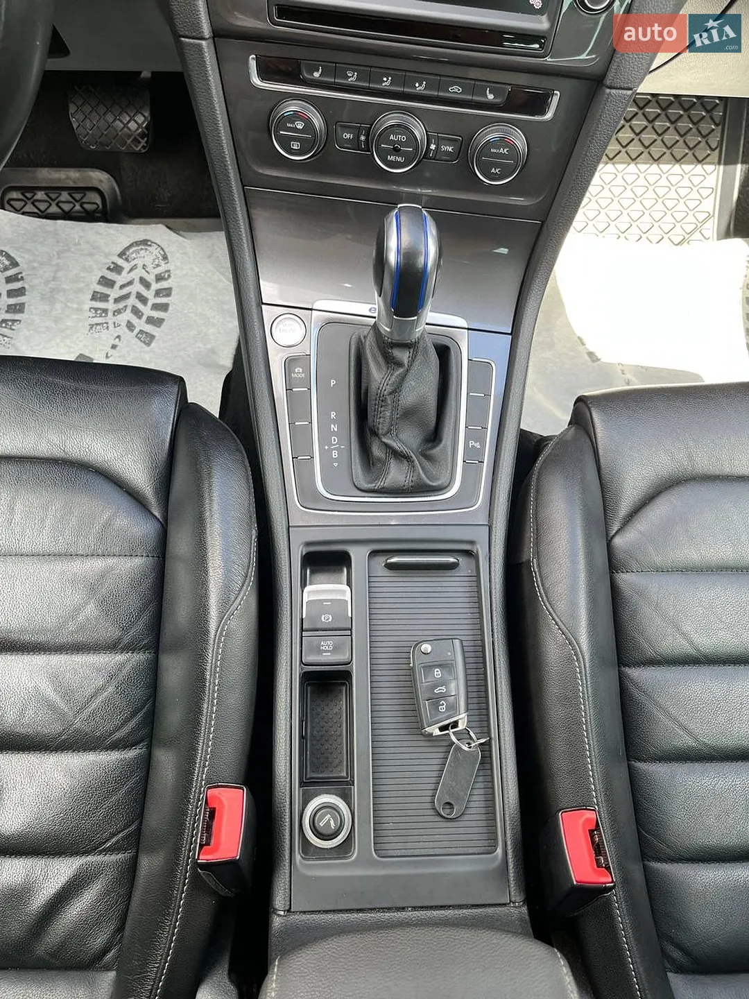 2016 Volkswagen Golf - мініатюра 24