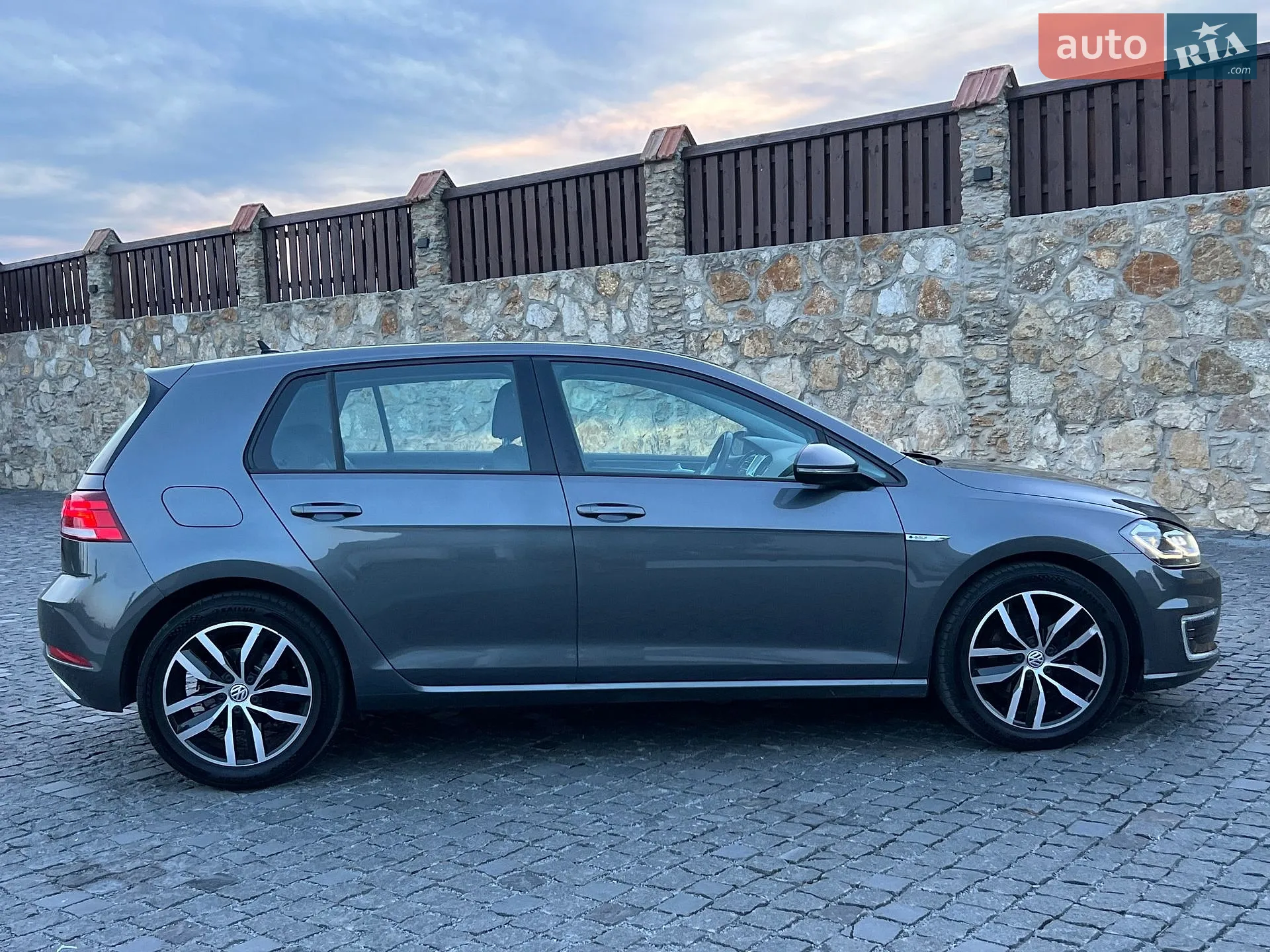 2019 Volkswagen Golf - мініатюра 7
