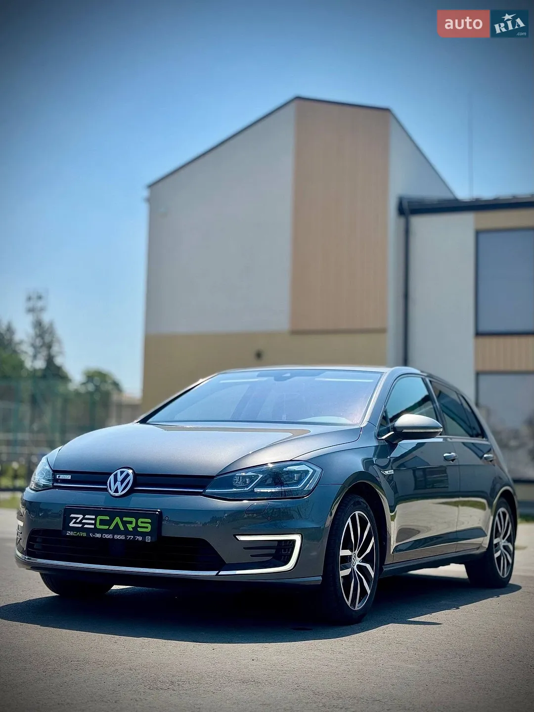 2019 Volkswagen Golf - фото 1