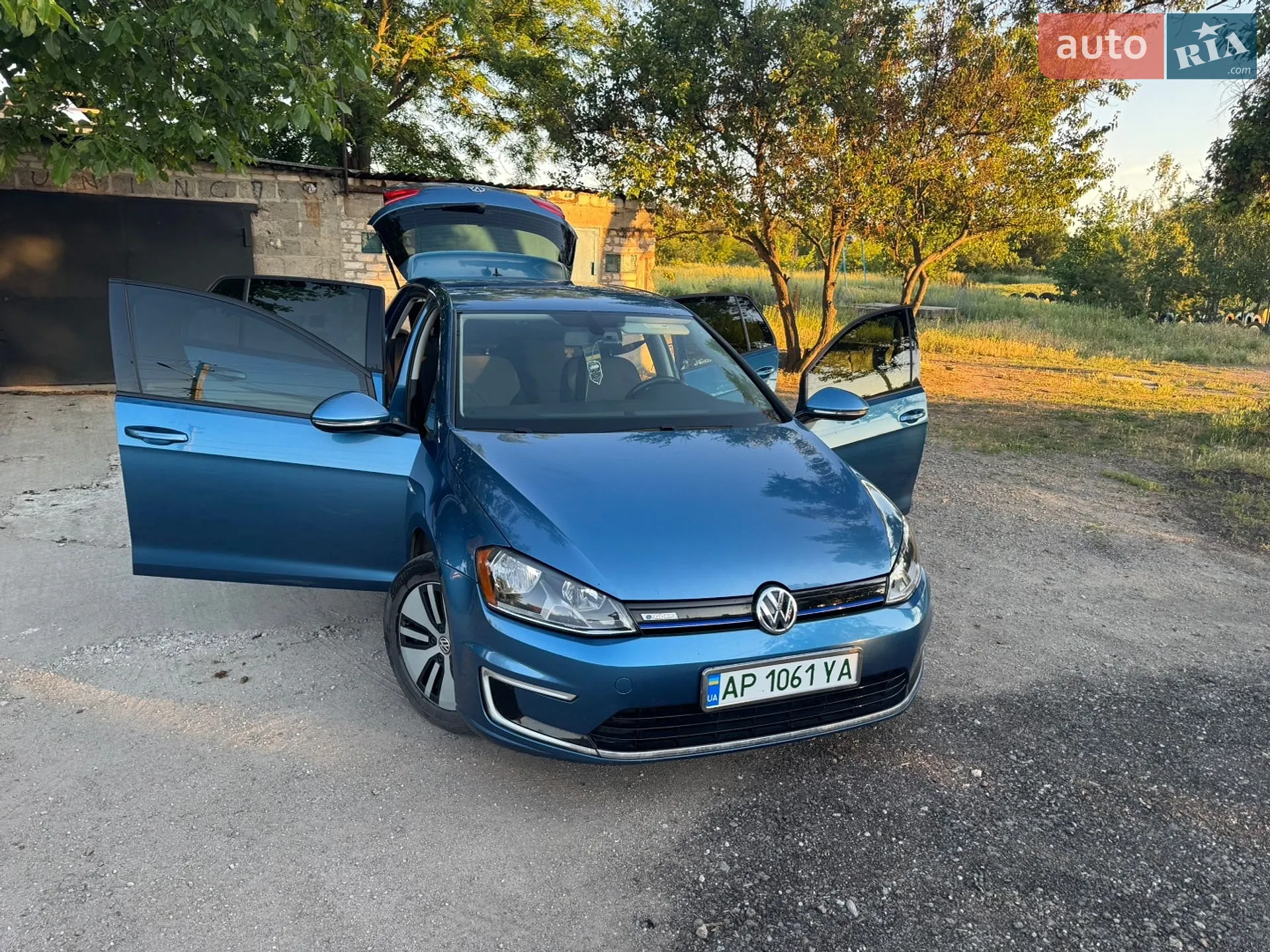 2016 Volkswagen Golf - мініатюра 2