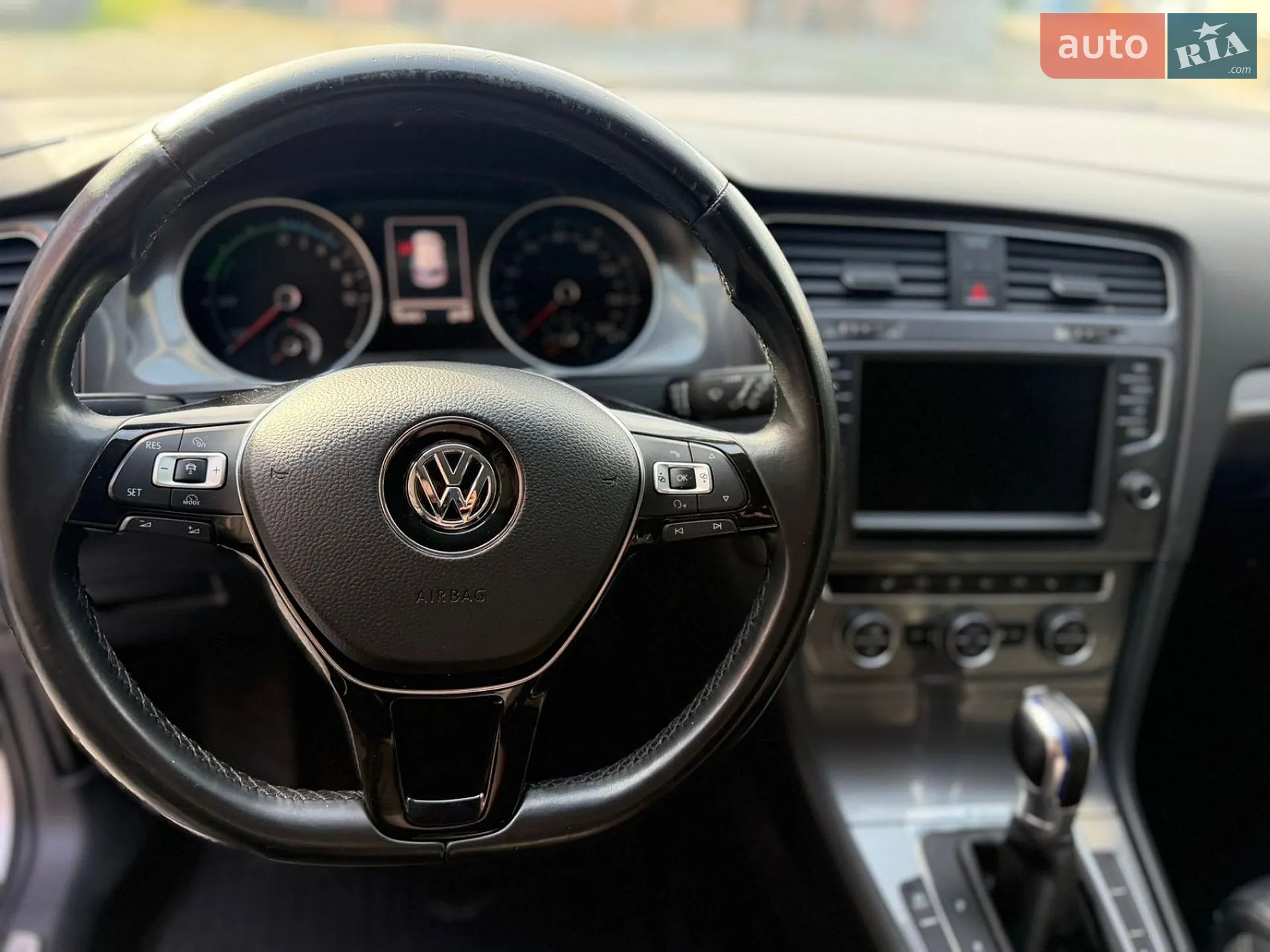 2014 Volkswagen Golf - мініатюра 31