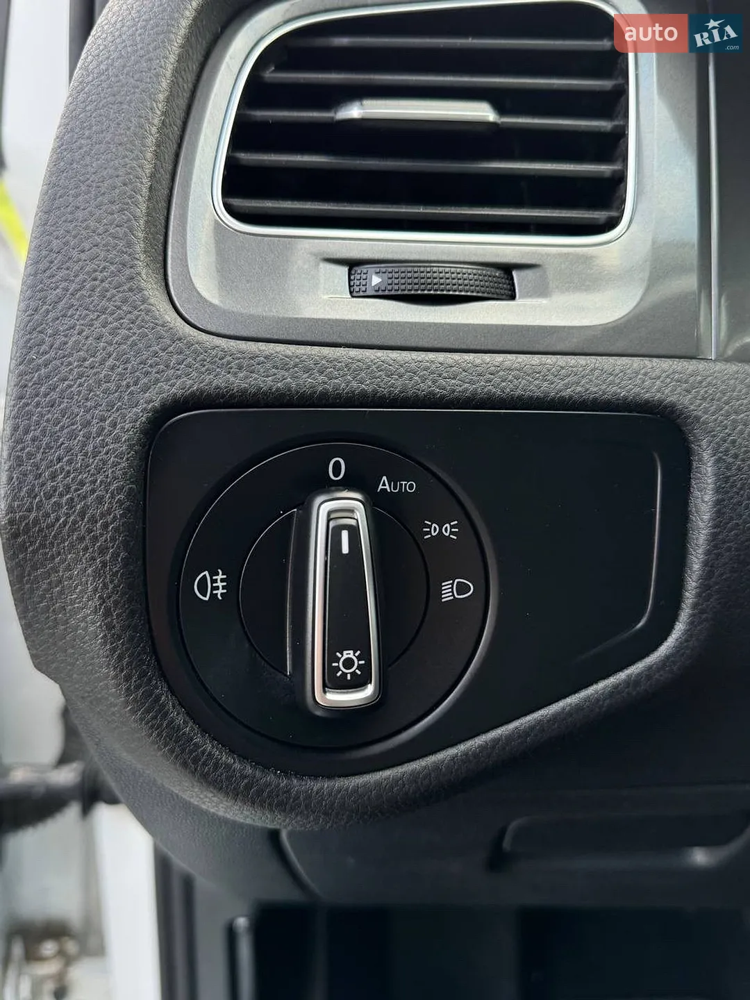 2015 Volkswagen Golf - мініатюра 18