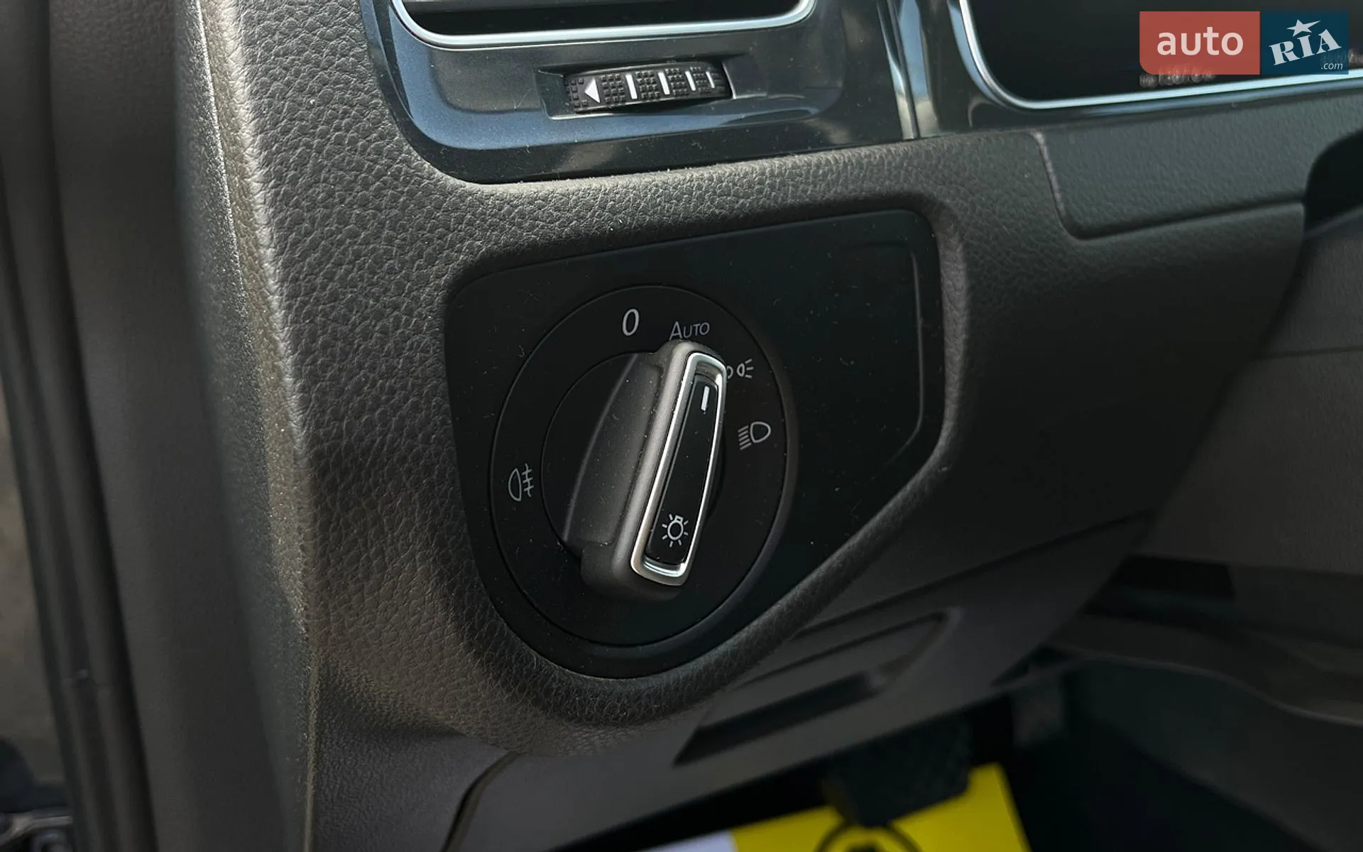 2019 Volkswagen Golf - мініатюра 12