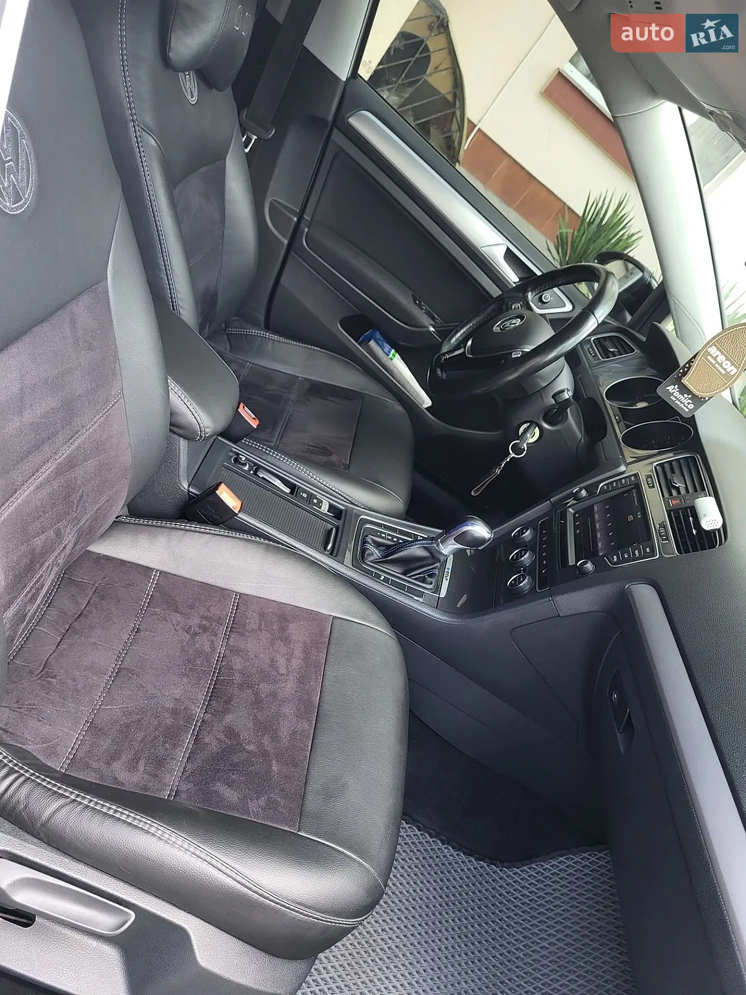 Volkswagen e-Golf 2015 VIN WVWZZZAUZGW902630 фото оголошення 31 з 73