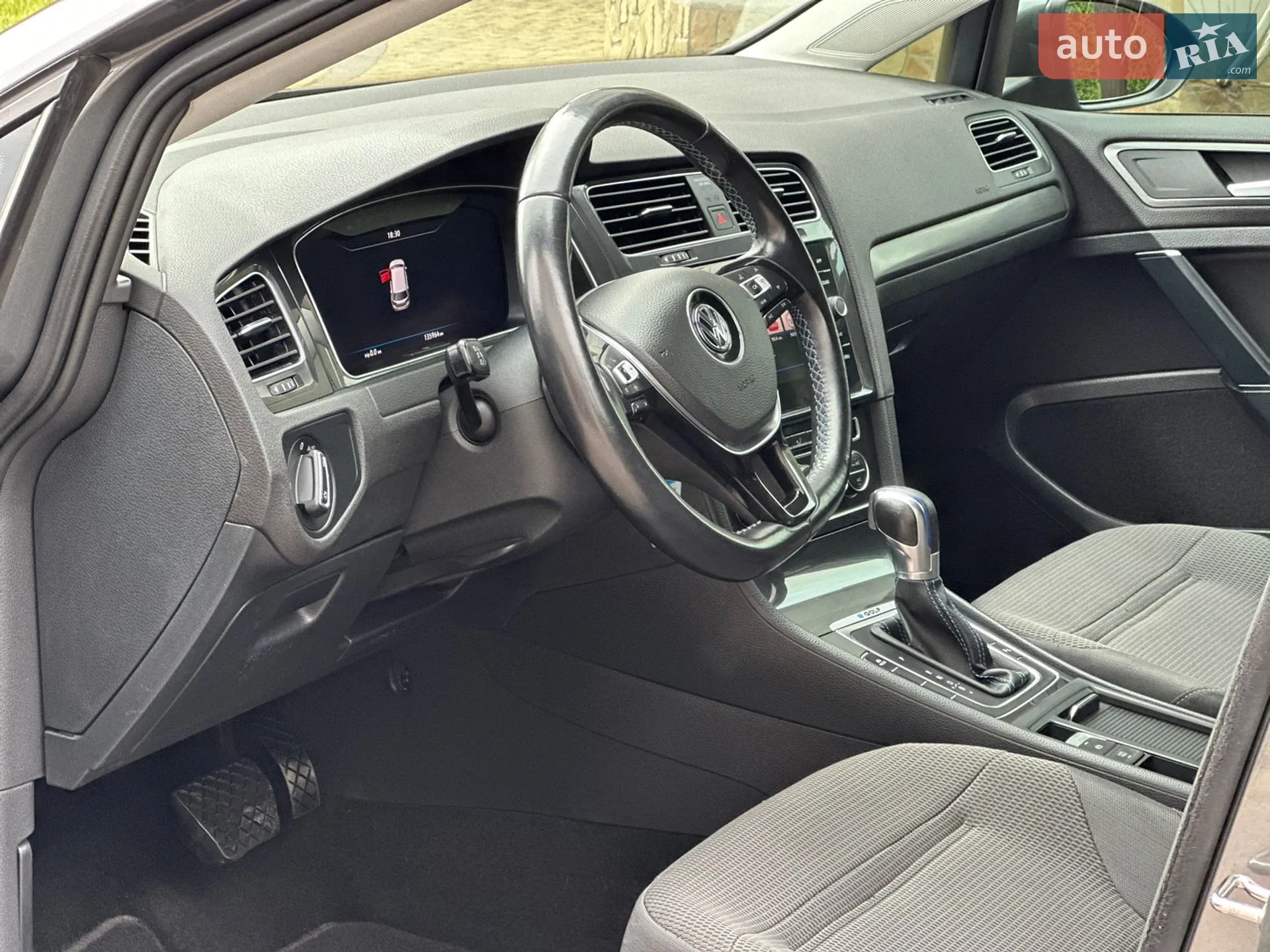 2019 Volkswagen Golf - мініатюра 33