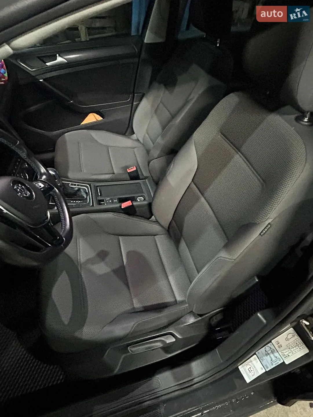 2019 Volkswagen Golf - мініатюра 9