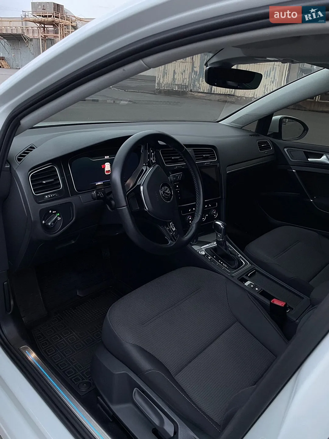 2018 Volkswagen Golf - мініатюра 34