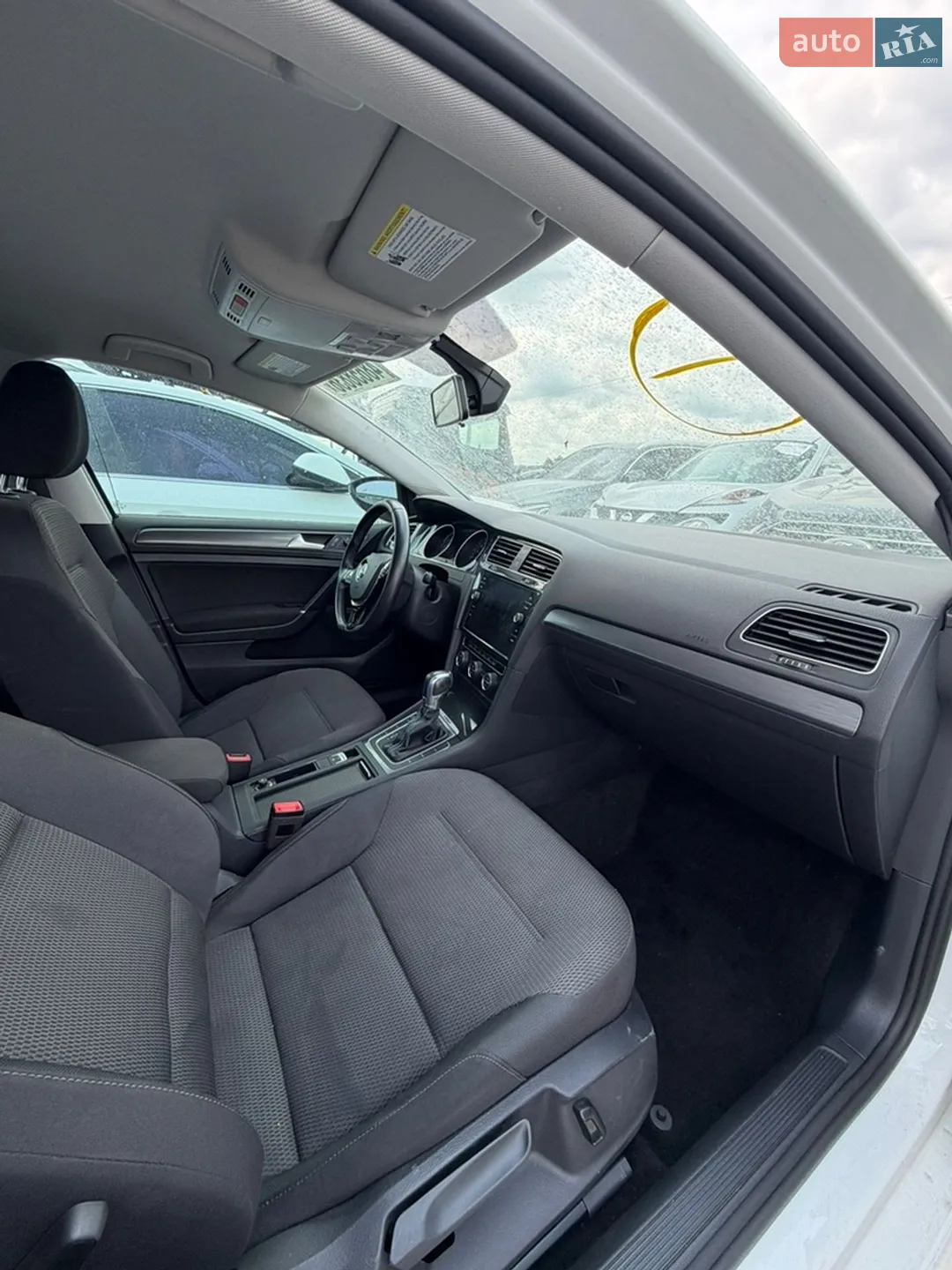 2019 Volkswagen Golf - мініатюра 6
