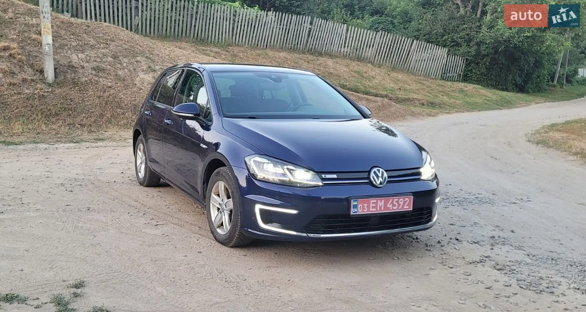2017 Volkswagen Golf - фото 1