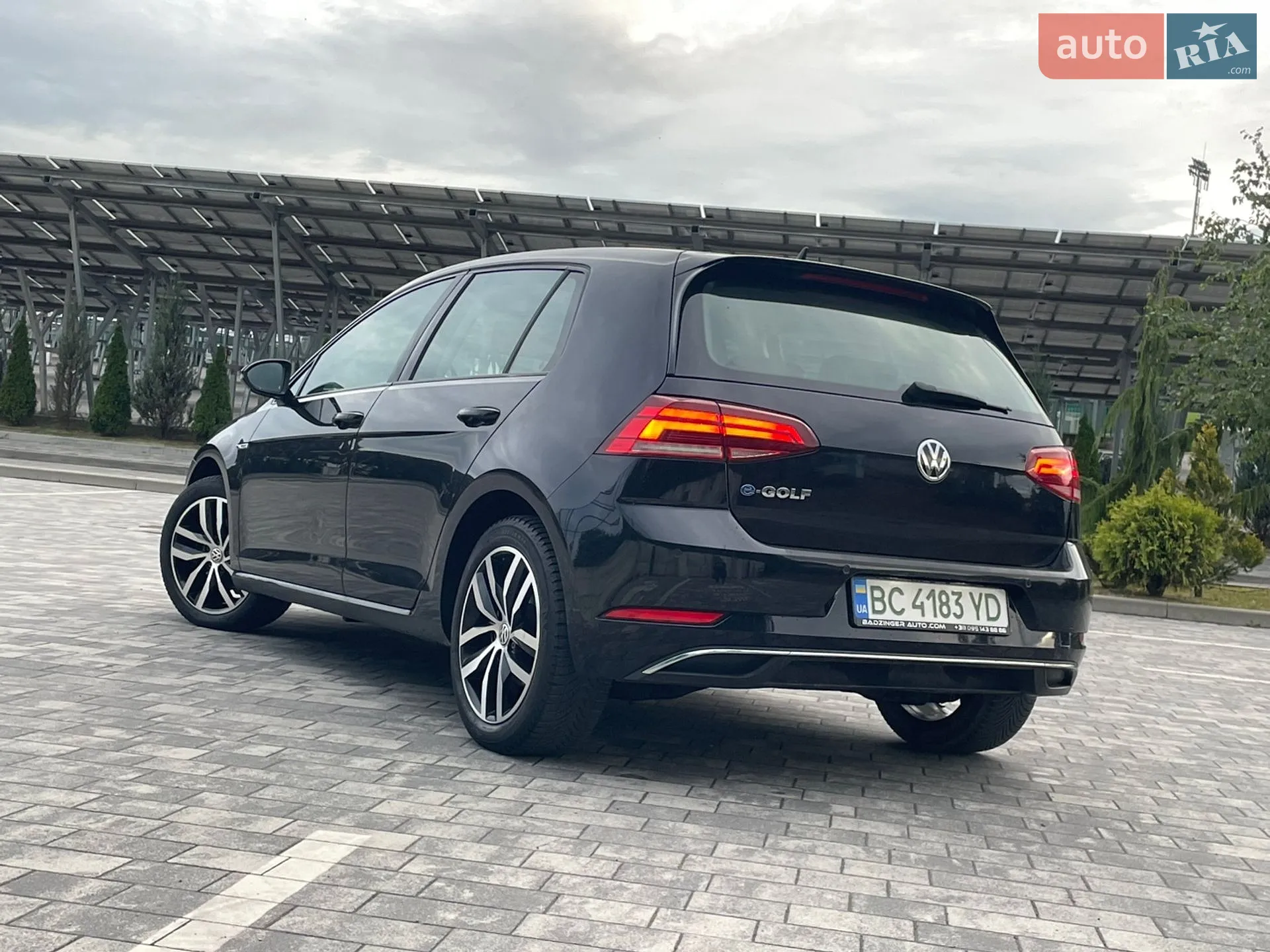 2019 Volkswagen Golf - мініатюра 12