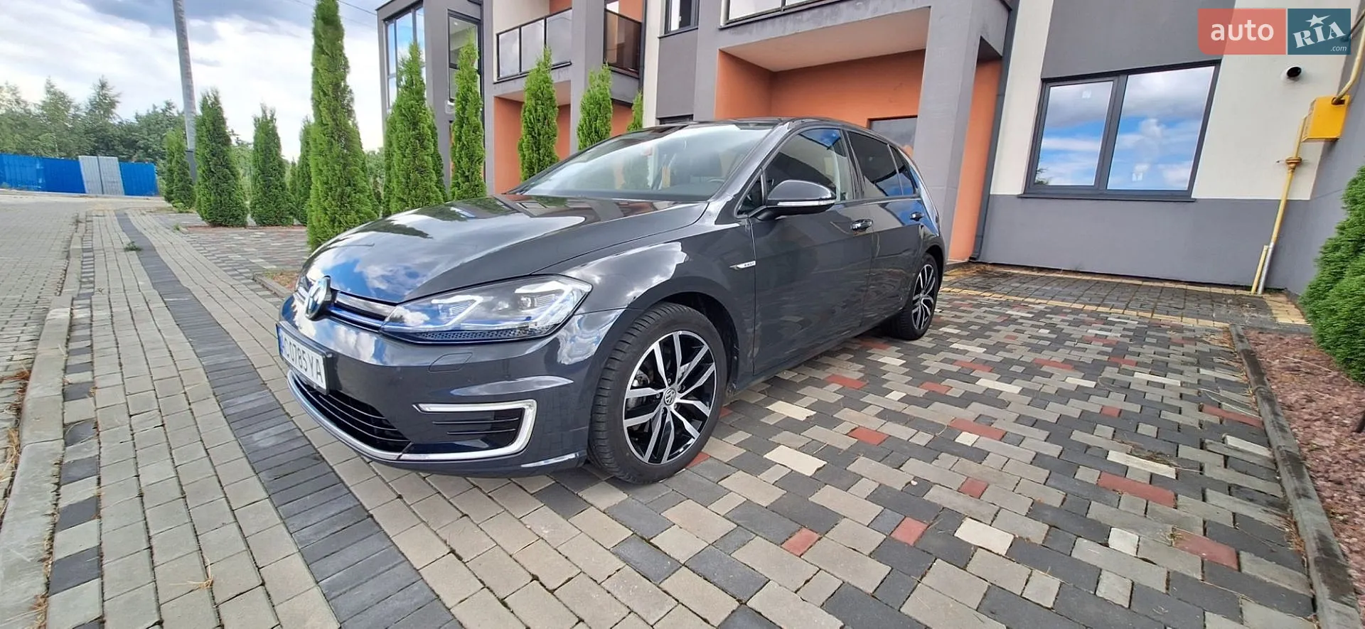 2020 Volkswagen Golf - фото 1