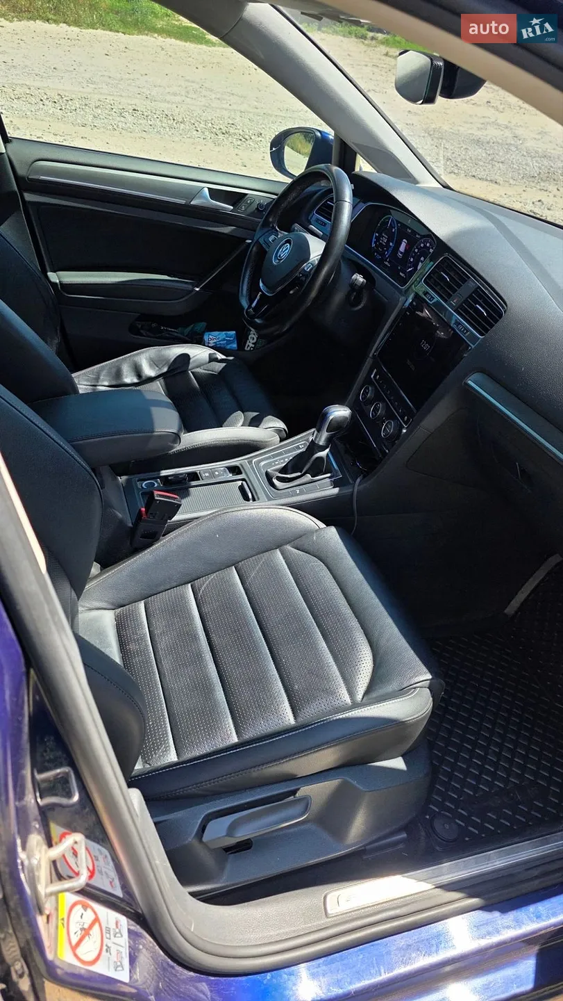 2017 Volkswagen Golf - мініатюра 4