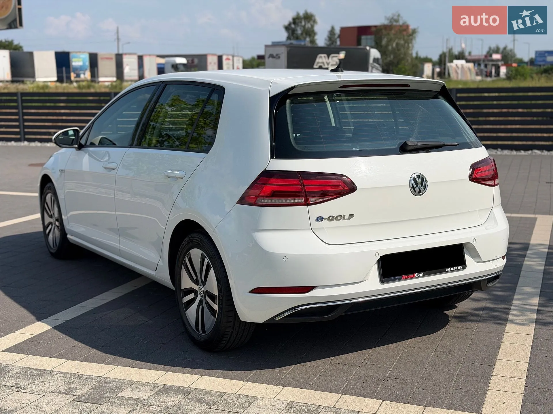 2019 Volkswagen Golf - мініатюра 13