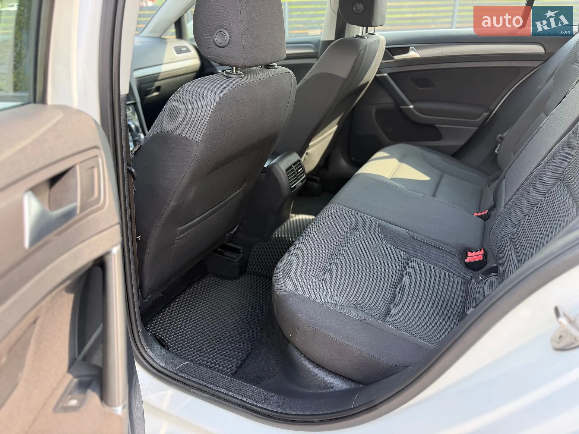2019 Volkswagen Golf - мініатюра 29