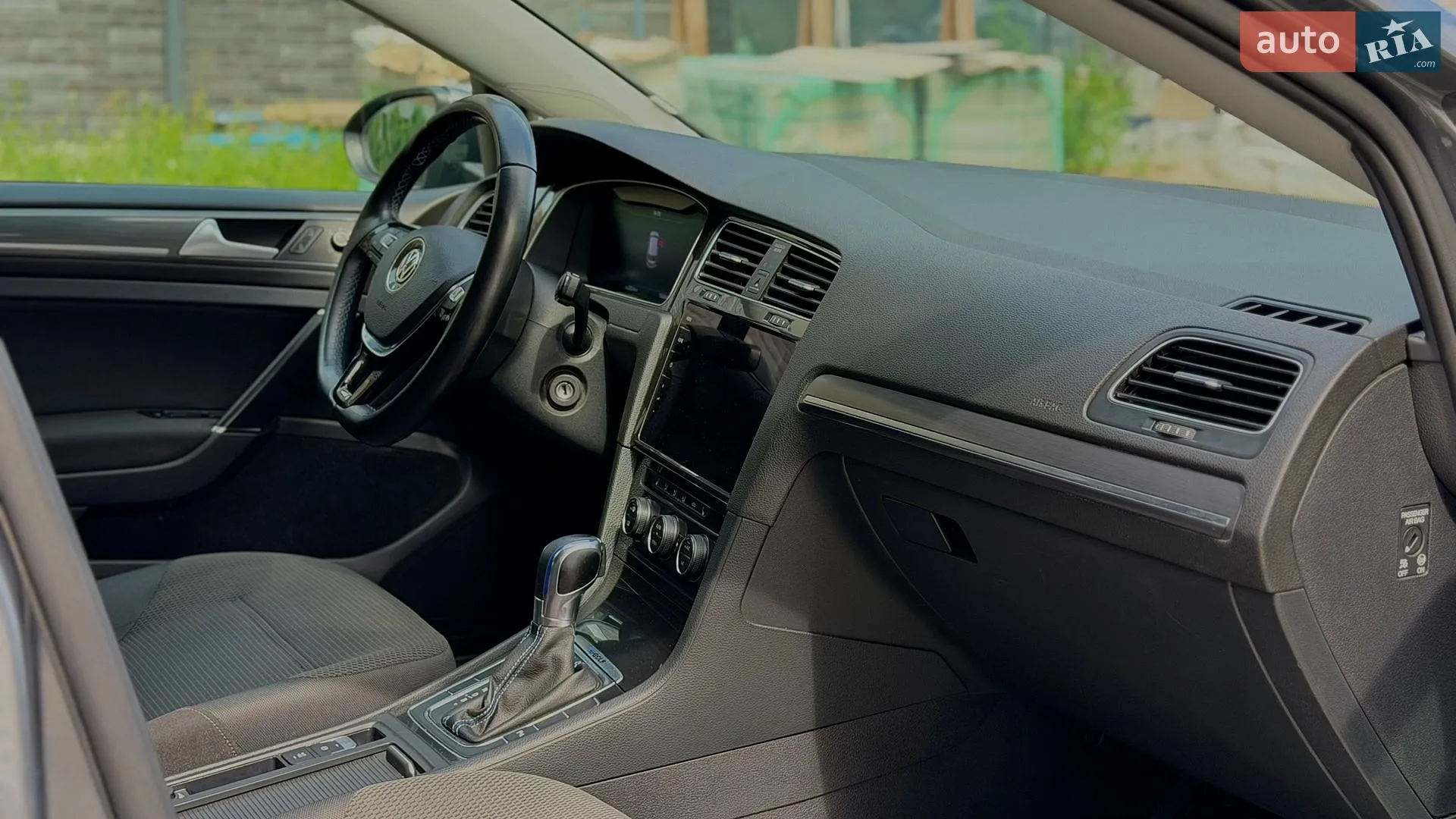 2017 Volkswagen Golf - мініатюра 26