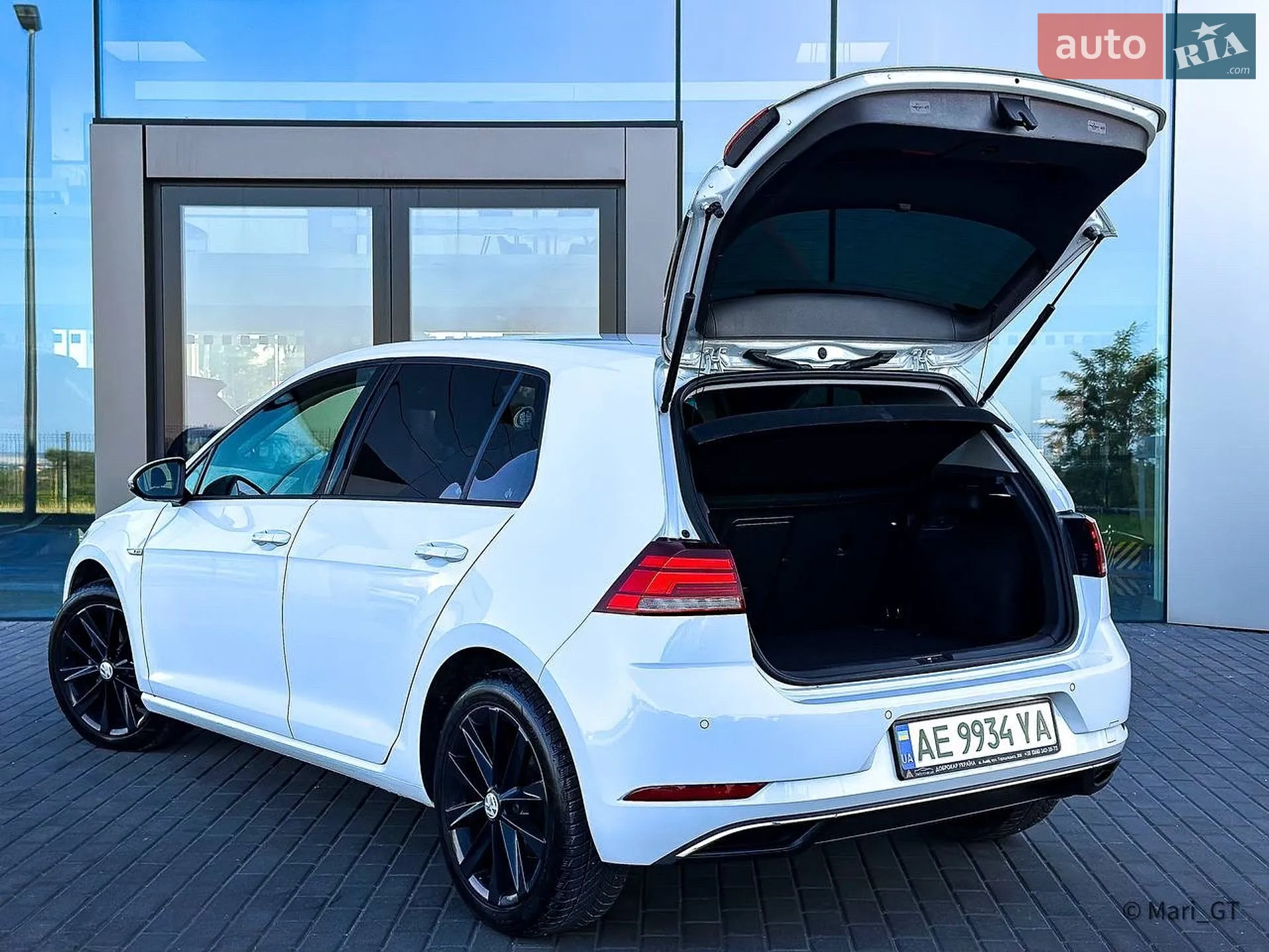 2019 Volkswagen Golf - мініатюра 9