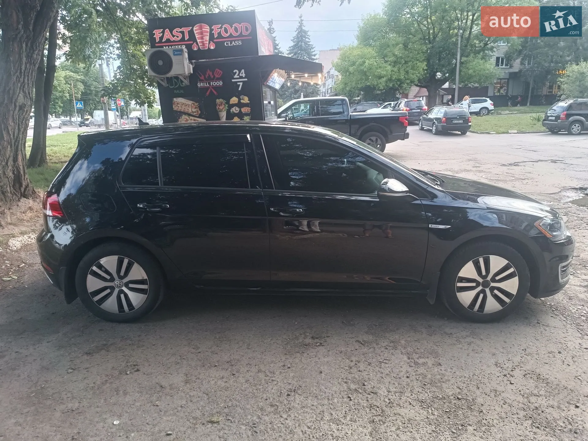 2019 Volkswagen Golf - мініатюра 9