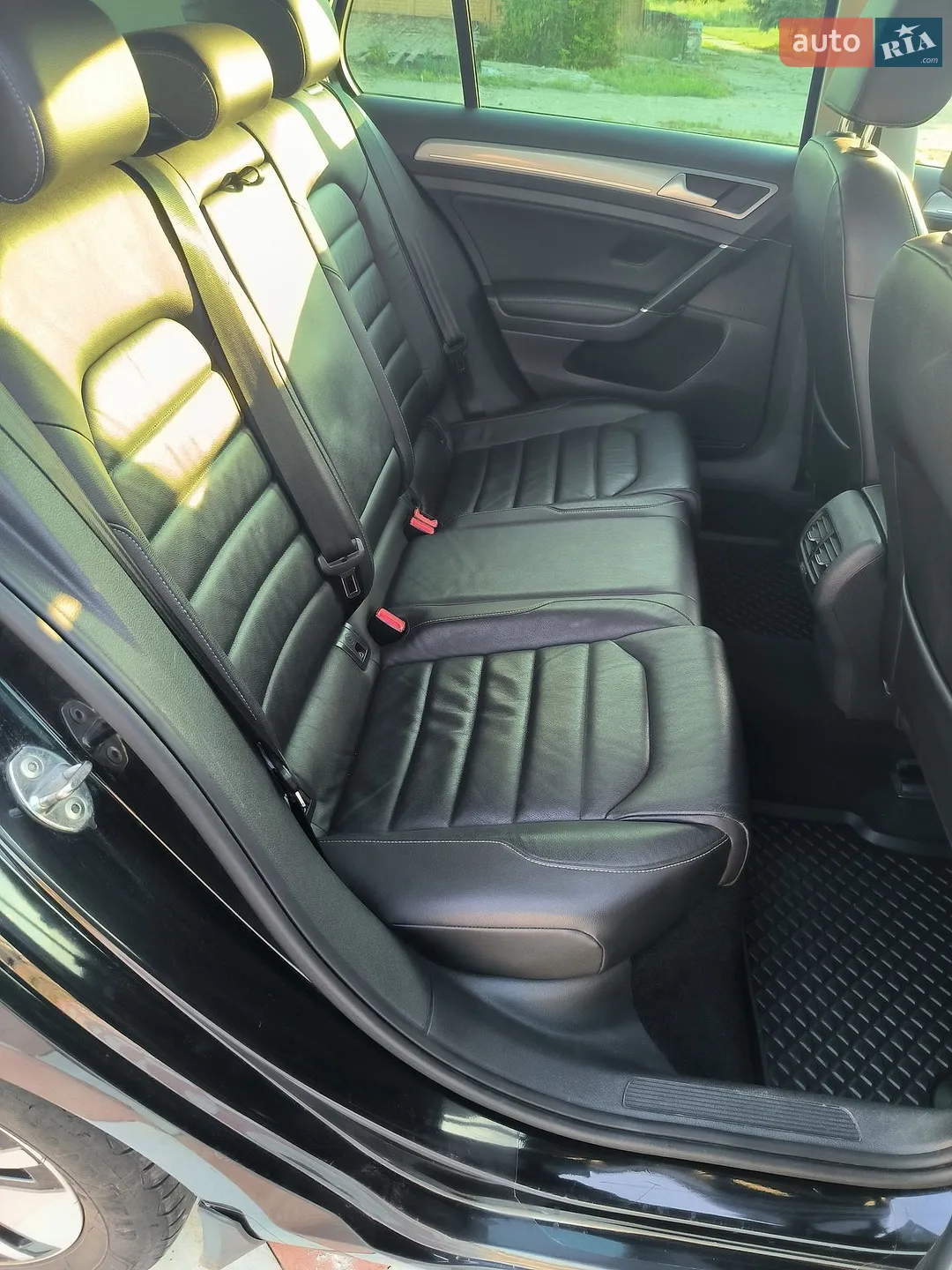 2015 Volkswagen Golf - мініатюра 27